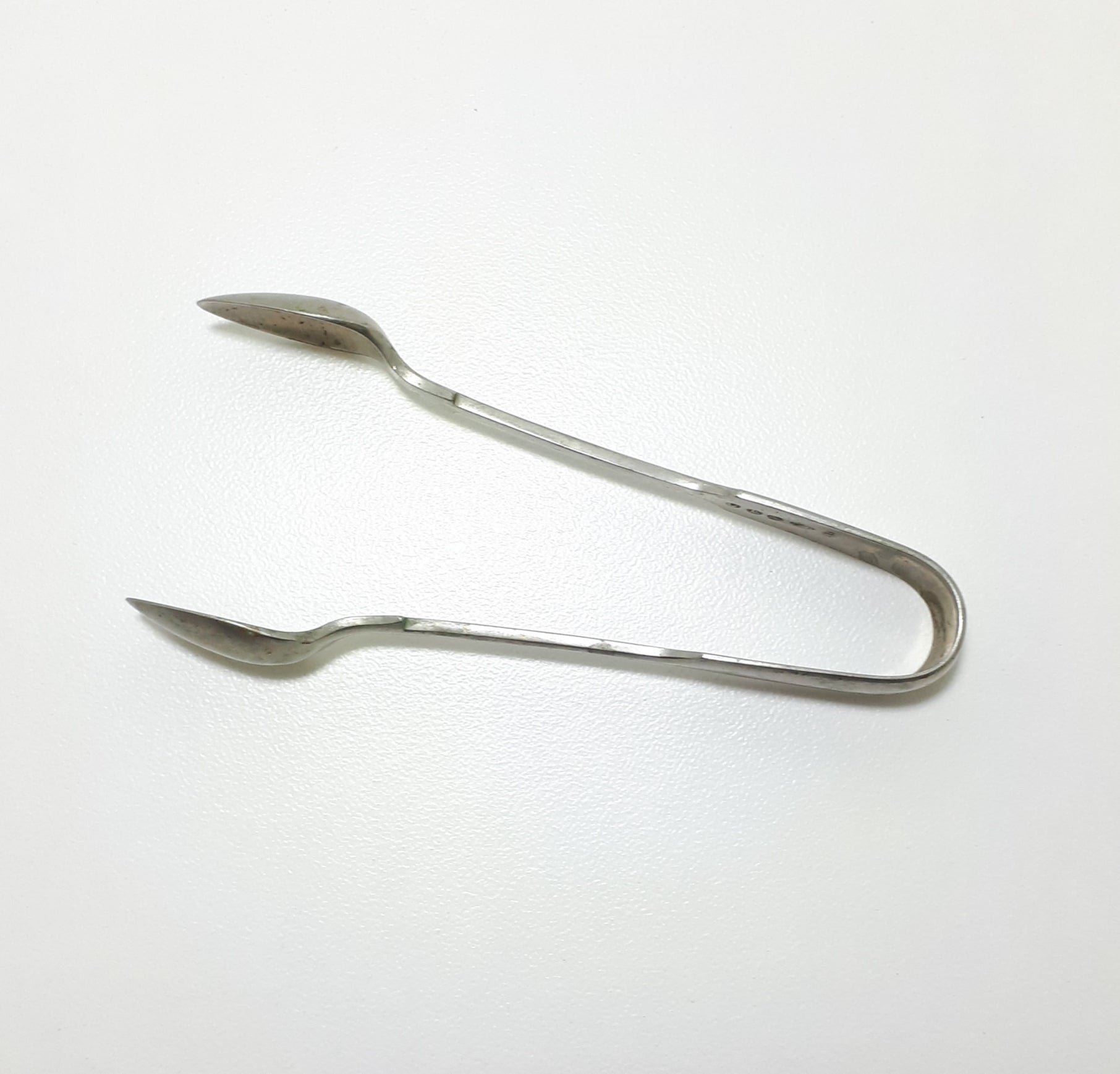 1855-1900 Antique Silver Plated Charles Ellis & Co. Sheffield Sugar Nips / Tong
