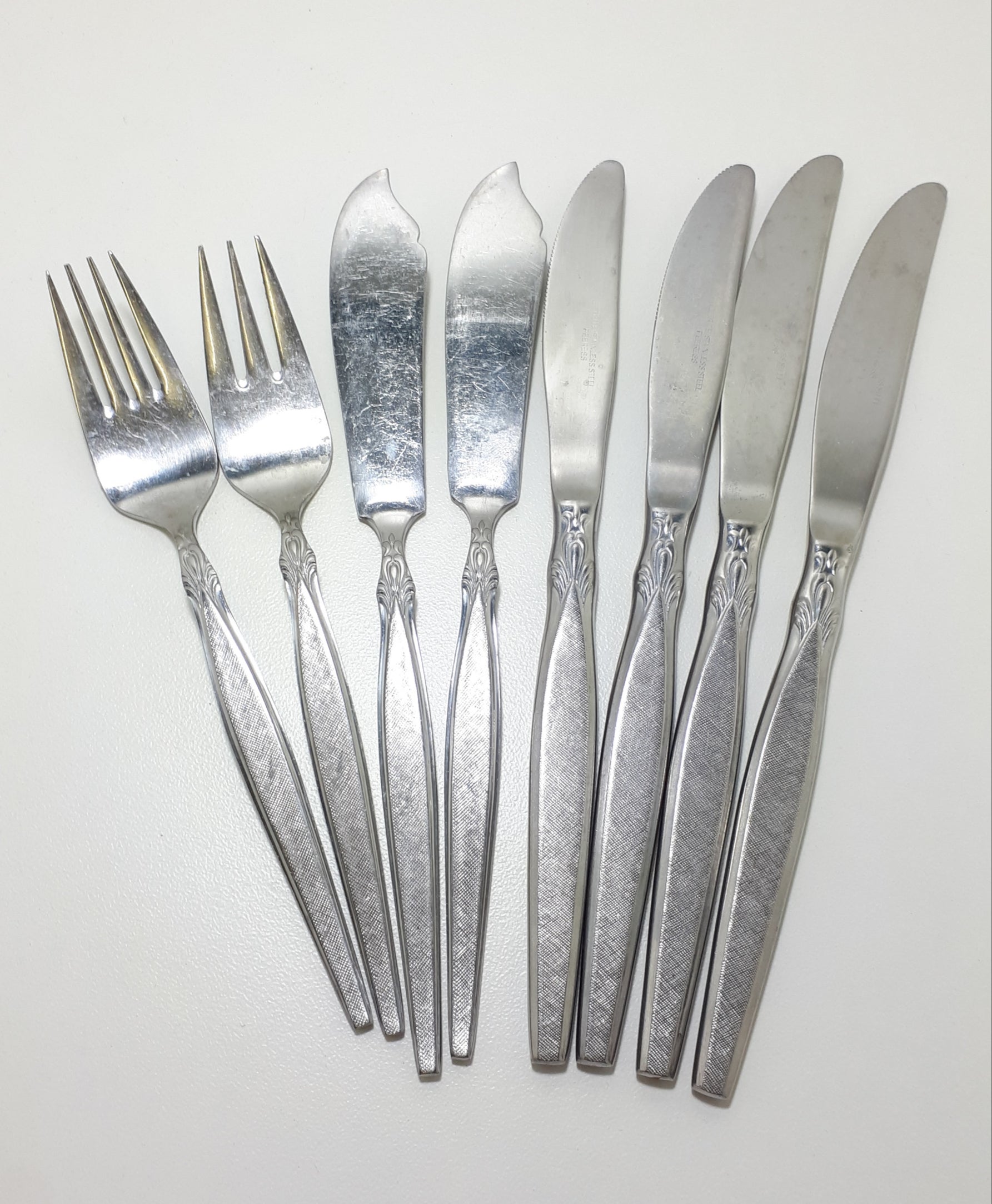 8 Piece Vintage Stainless Steel Eetrite Cutlery Set – Peeress Handle Design