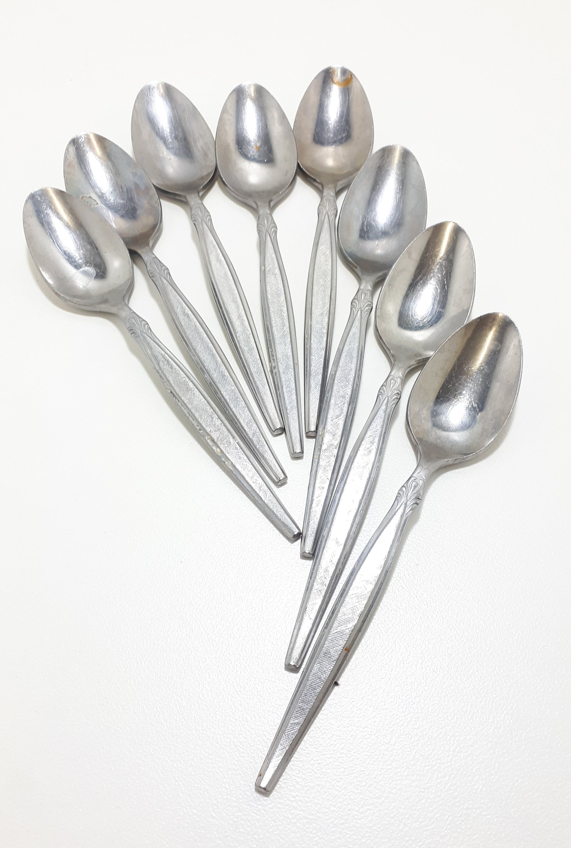 Vintage Set Of 8 Eetrite Stainless Steel Tea Spoons – Peeress Handle Design
