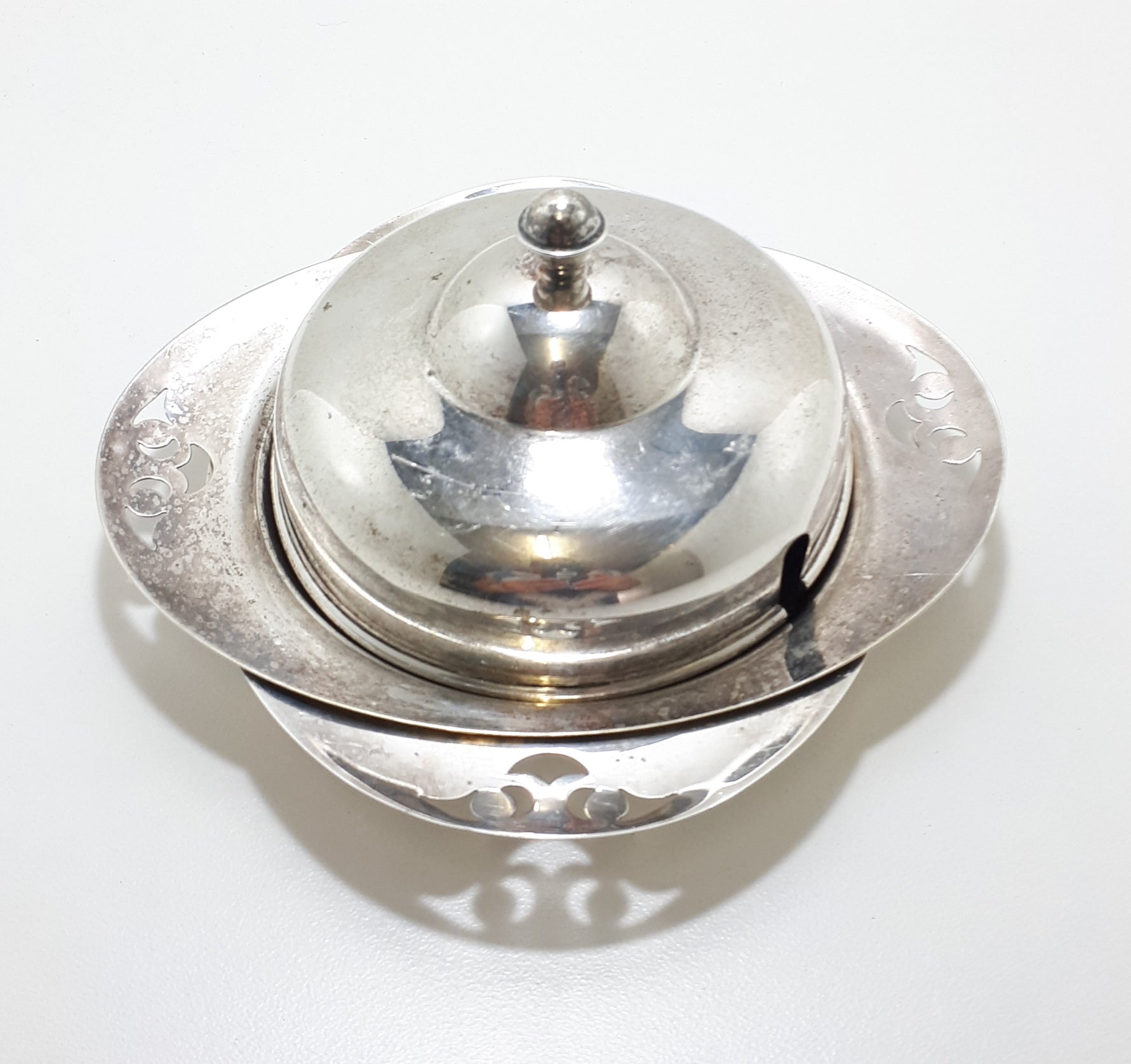 Unique Vintage 3 Piece Yeoman Plate Silver Plated Butter Dish