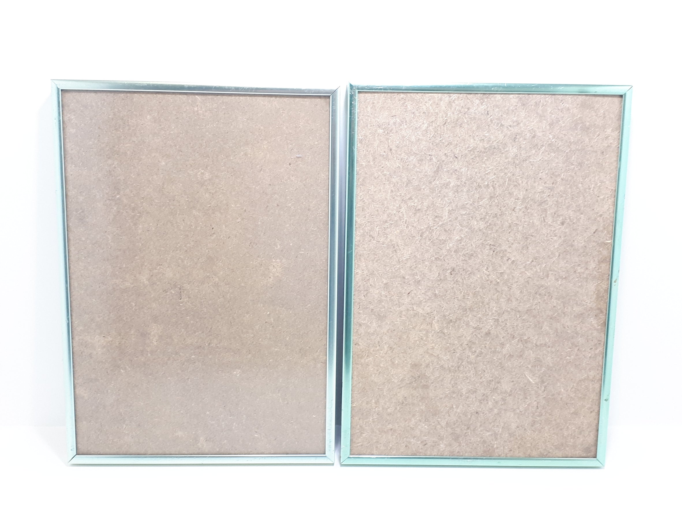 Contemporary Set Of Two Classique Metallic Photo Frames