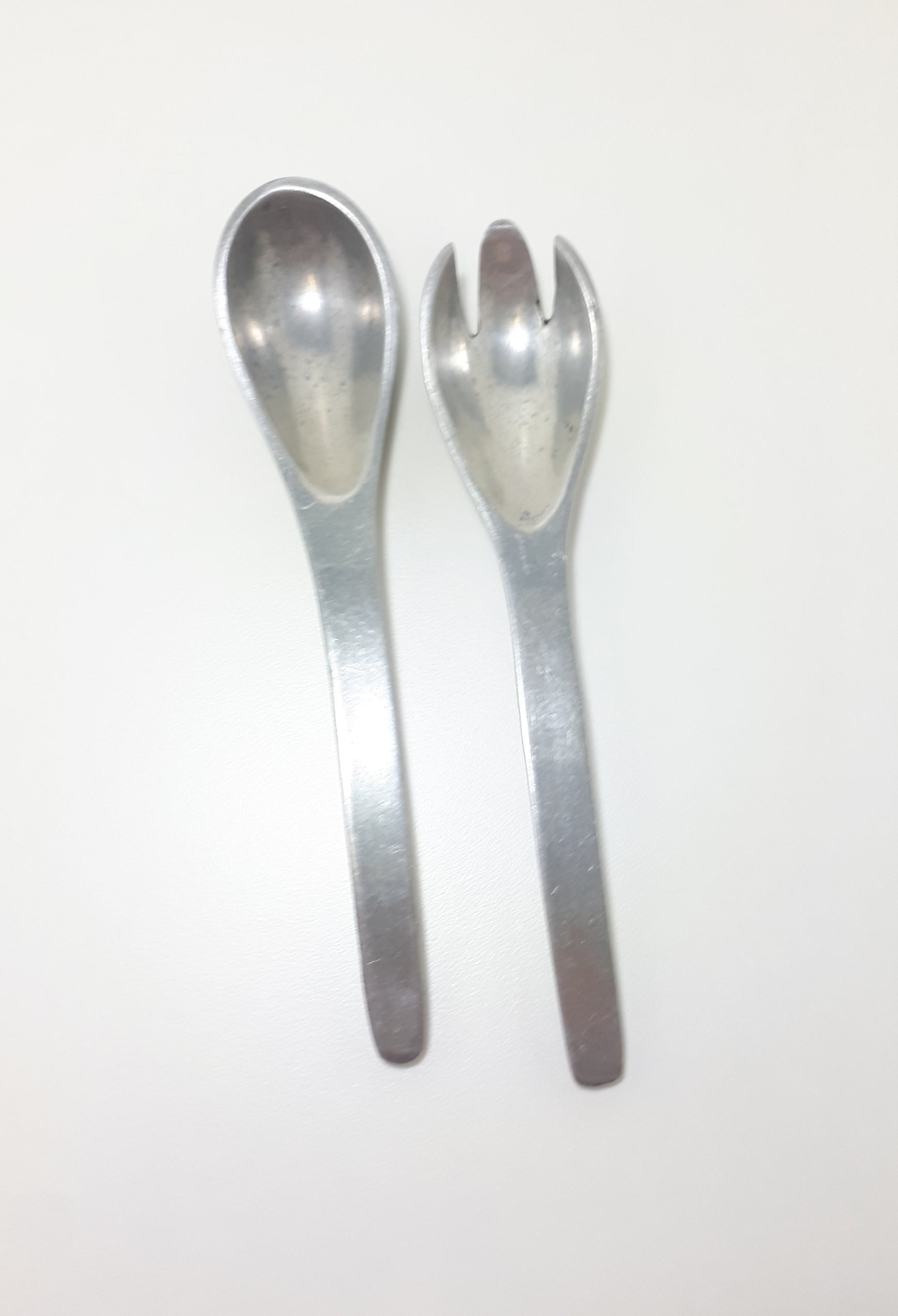 Contemporary Set Of Designer Salad Servers (Aluminium Like)
