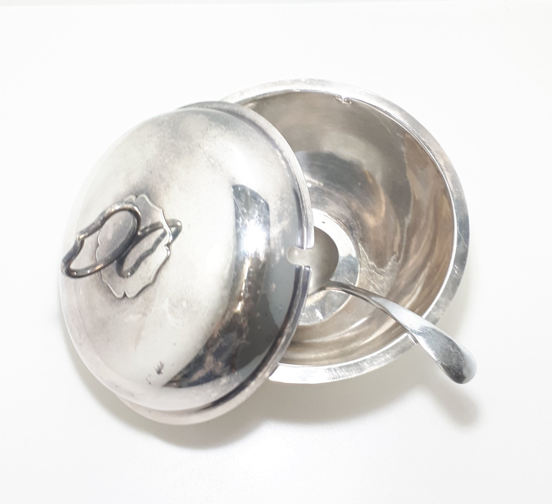 Early 1900’s Antique Silver Plated Soup Tureen With Vintage Potter Chromium Plated Soup Ladle