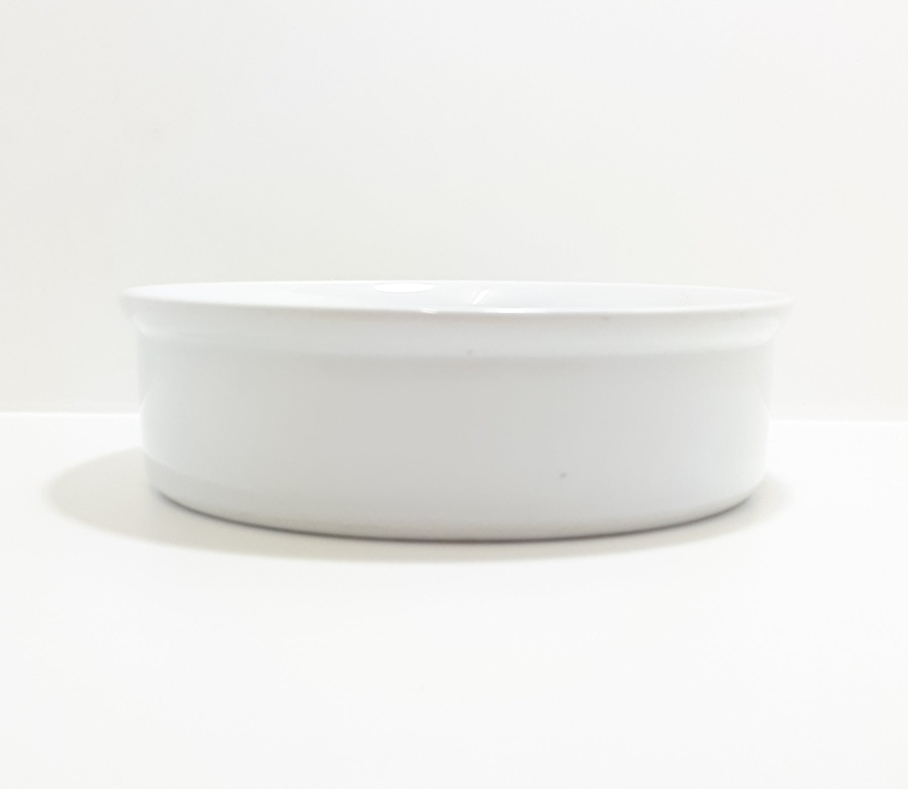 Contemporary White Round Porcelain Baking Dish / Open Casserole