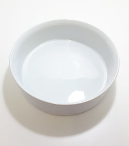 Contemporary White Round Porcelain Baking Dish / Open Casserole