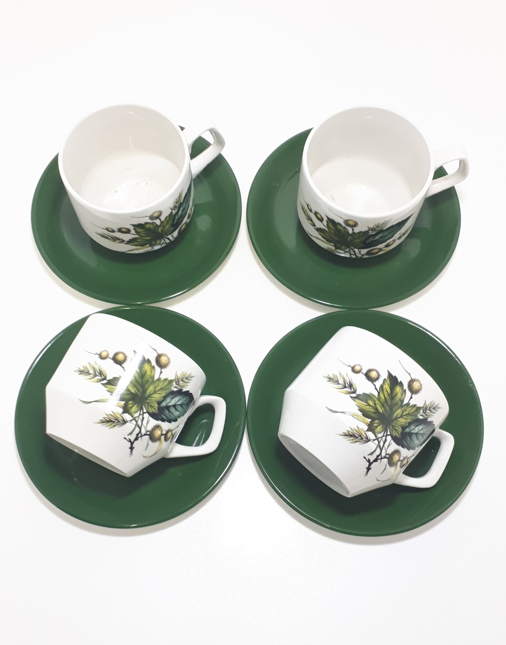 Retro & Vintage 1970’s Wood & Sons Alpine Ironstone Set Of Four Coffee Cups & Saucers – Sherwood Pattern