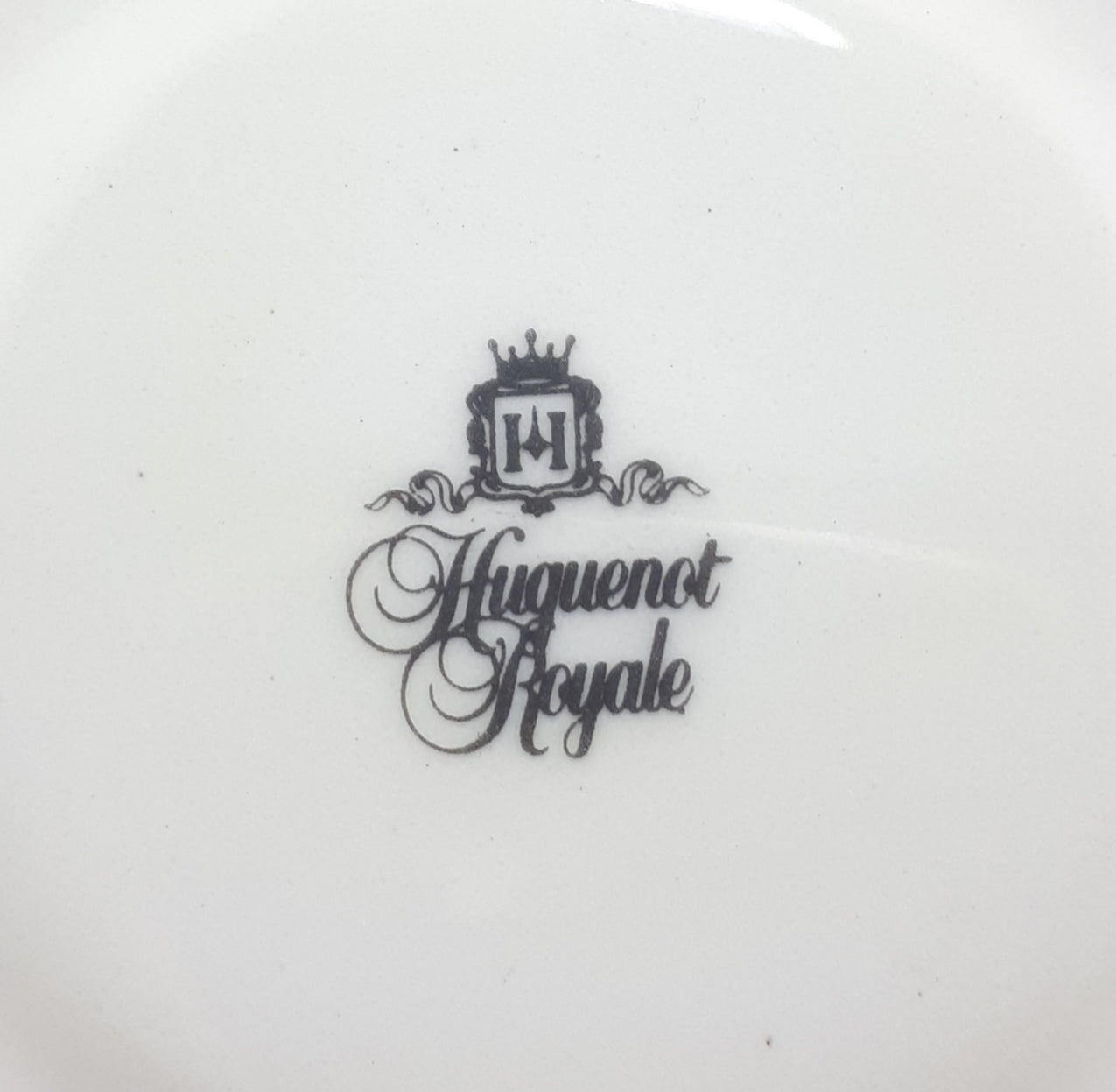 Vintage South African Set Of 6 White Huguenot Royale Cups & Saucers