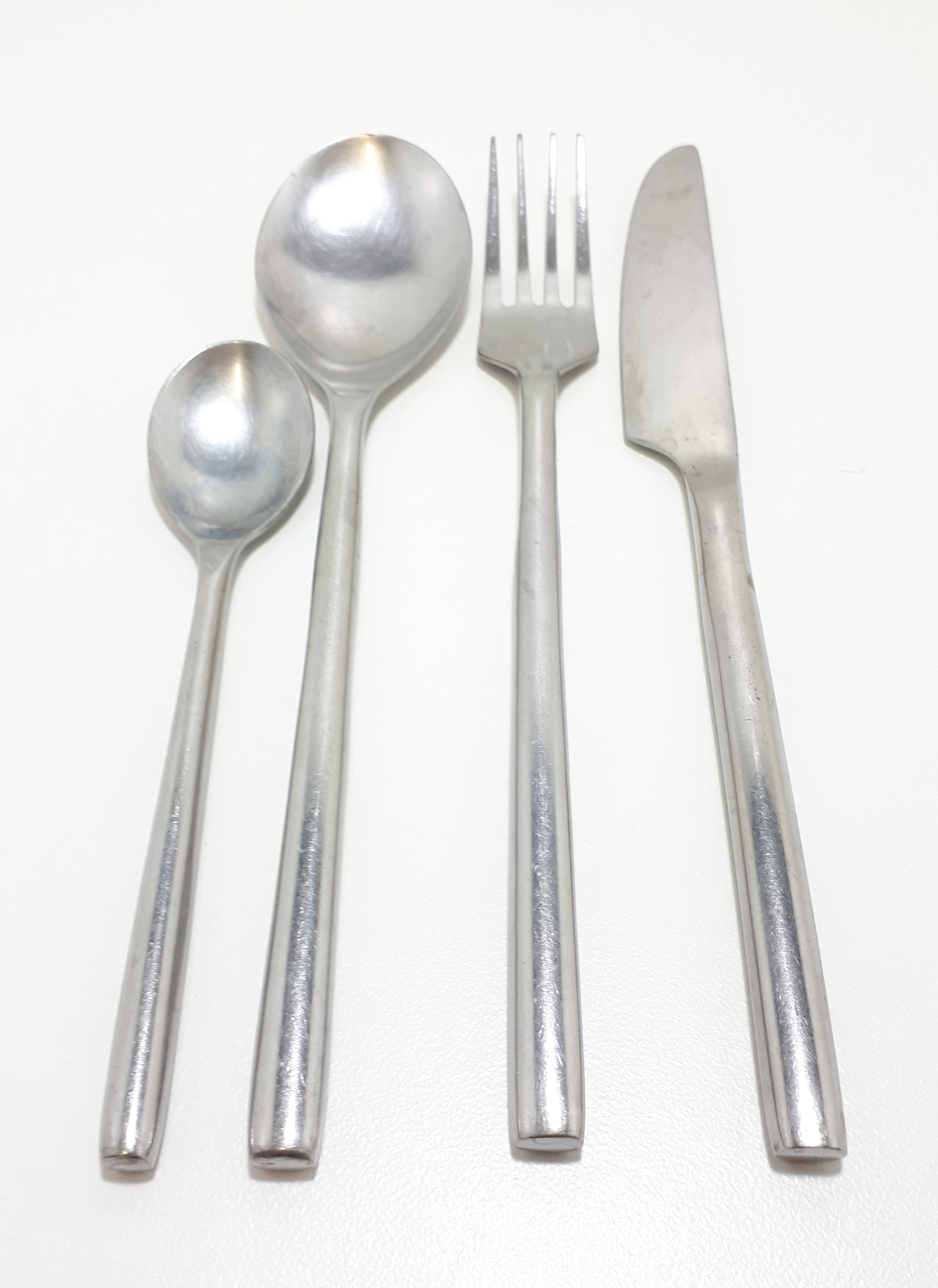 12 Piece Part Stainless Steel Cutlery Set – Modernist Style