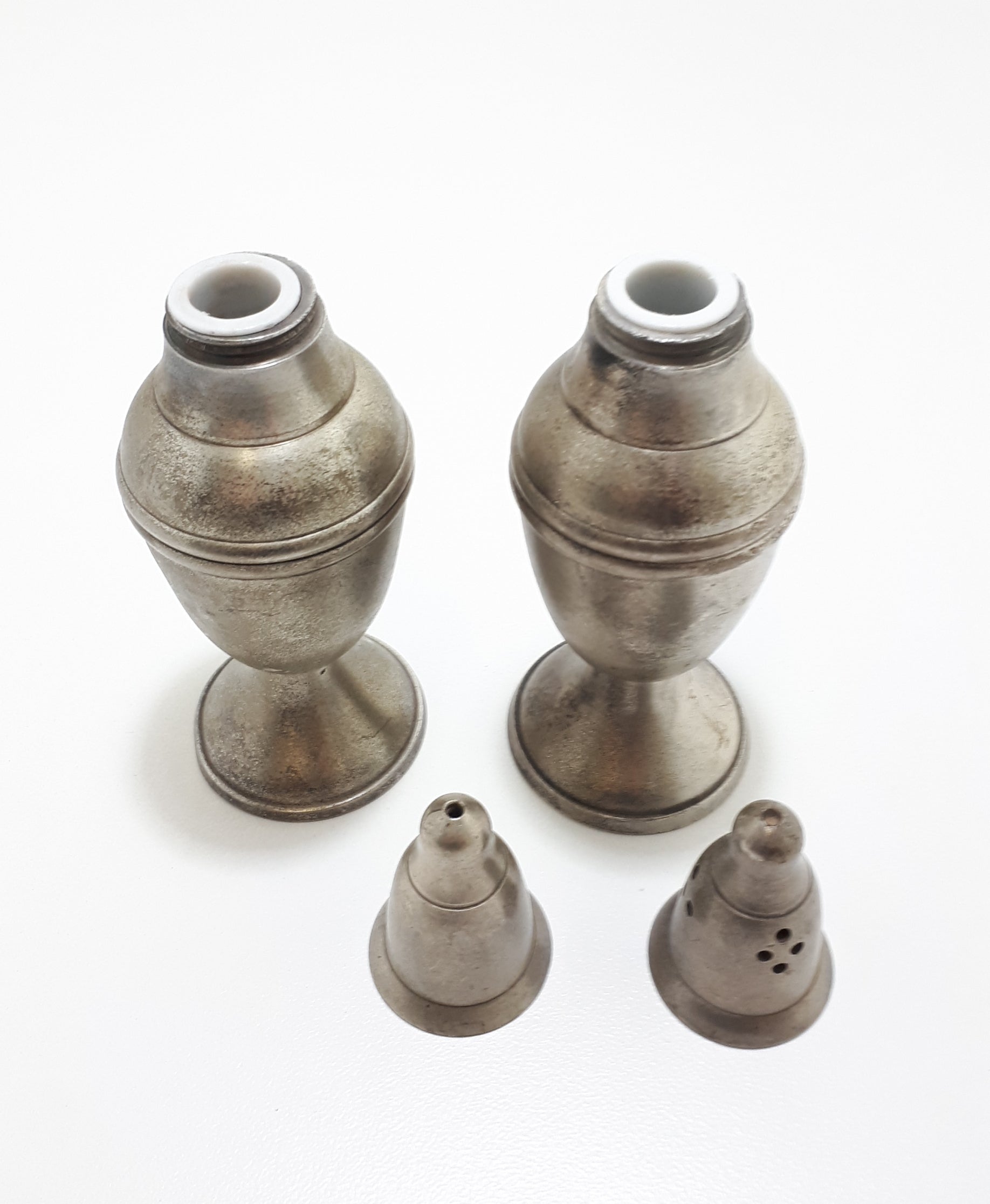 Vintage 1960-1970’s Set Of Silver Plated Art Deco Salt & Pepper Shakers