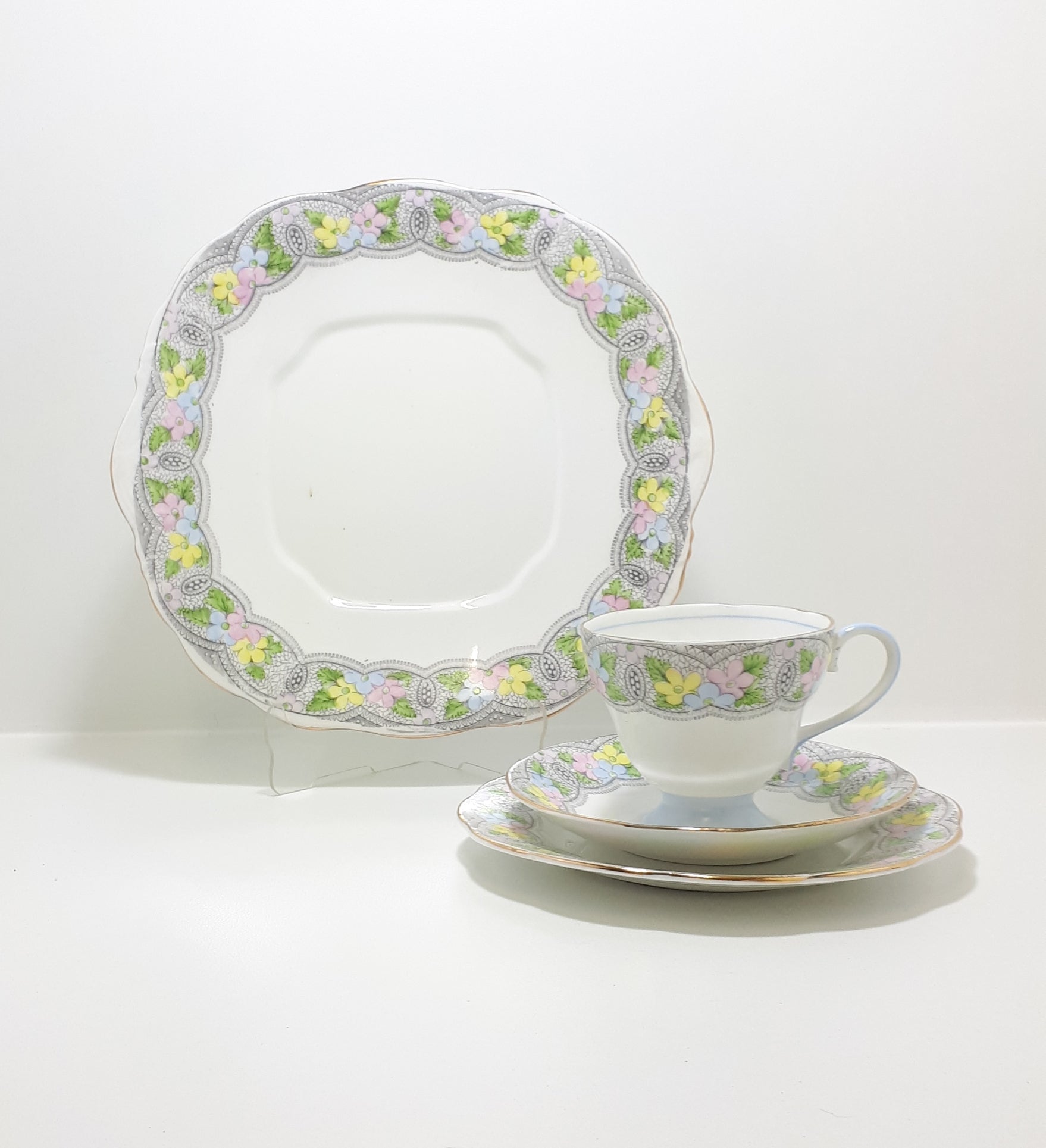 Rare Vintage 1930 – 1940’s Set of Salisbury Fine Bone China Tea Trios (Cups, Saucers & Tea Plates) & Biscuit Plate