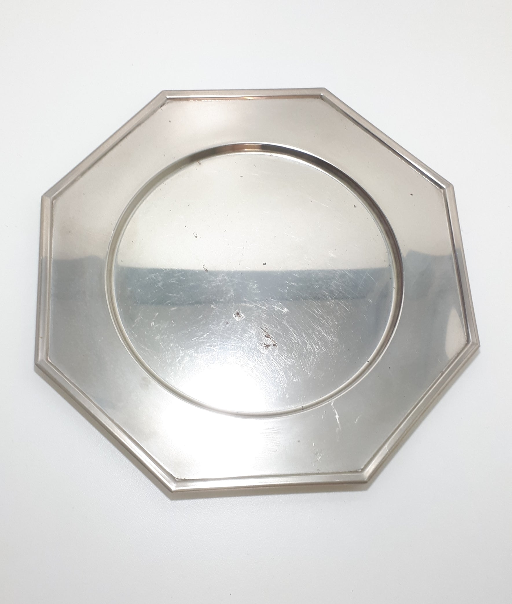 Octagon Shaped Silver Metal Tray With Round Well