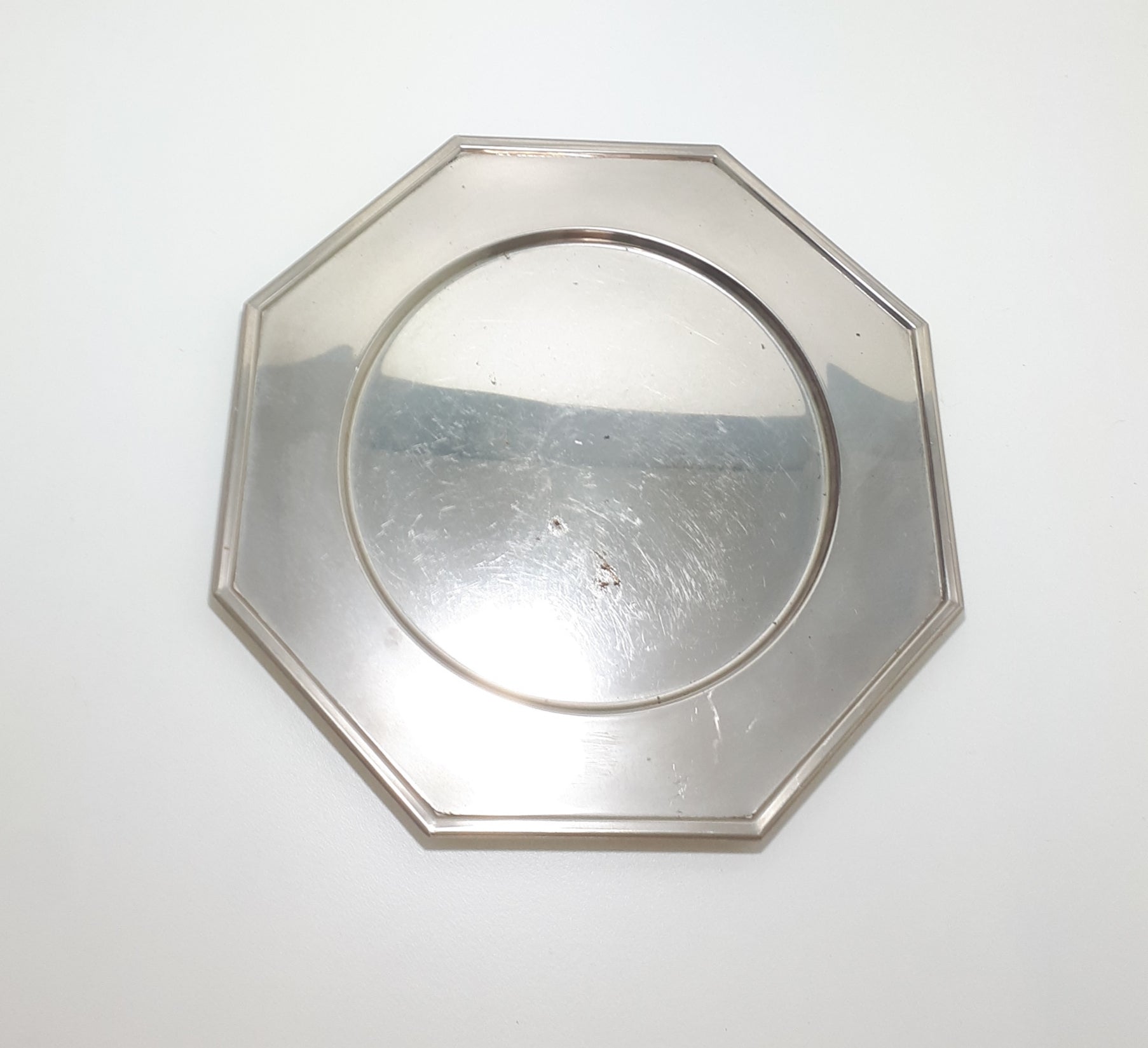 Octagon Shaped Silver Metal Tray With Round Well
