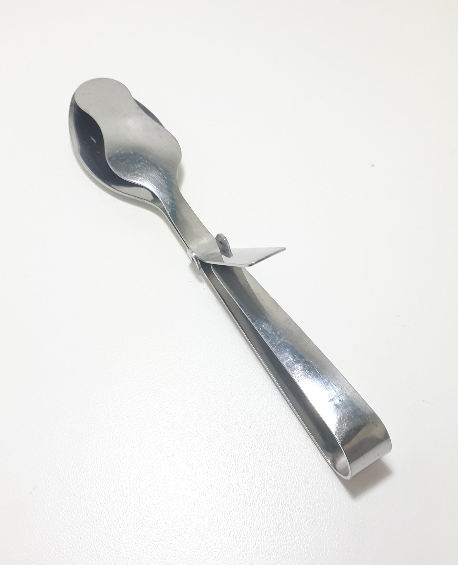 Stainless Steel Tensile Action Salad Tong