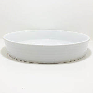 Contemporary White Ceramic Kitchen Confidential Baking Dish / Pie Dish