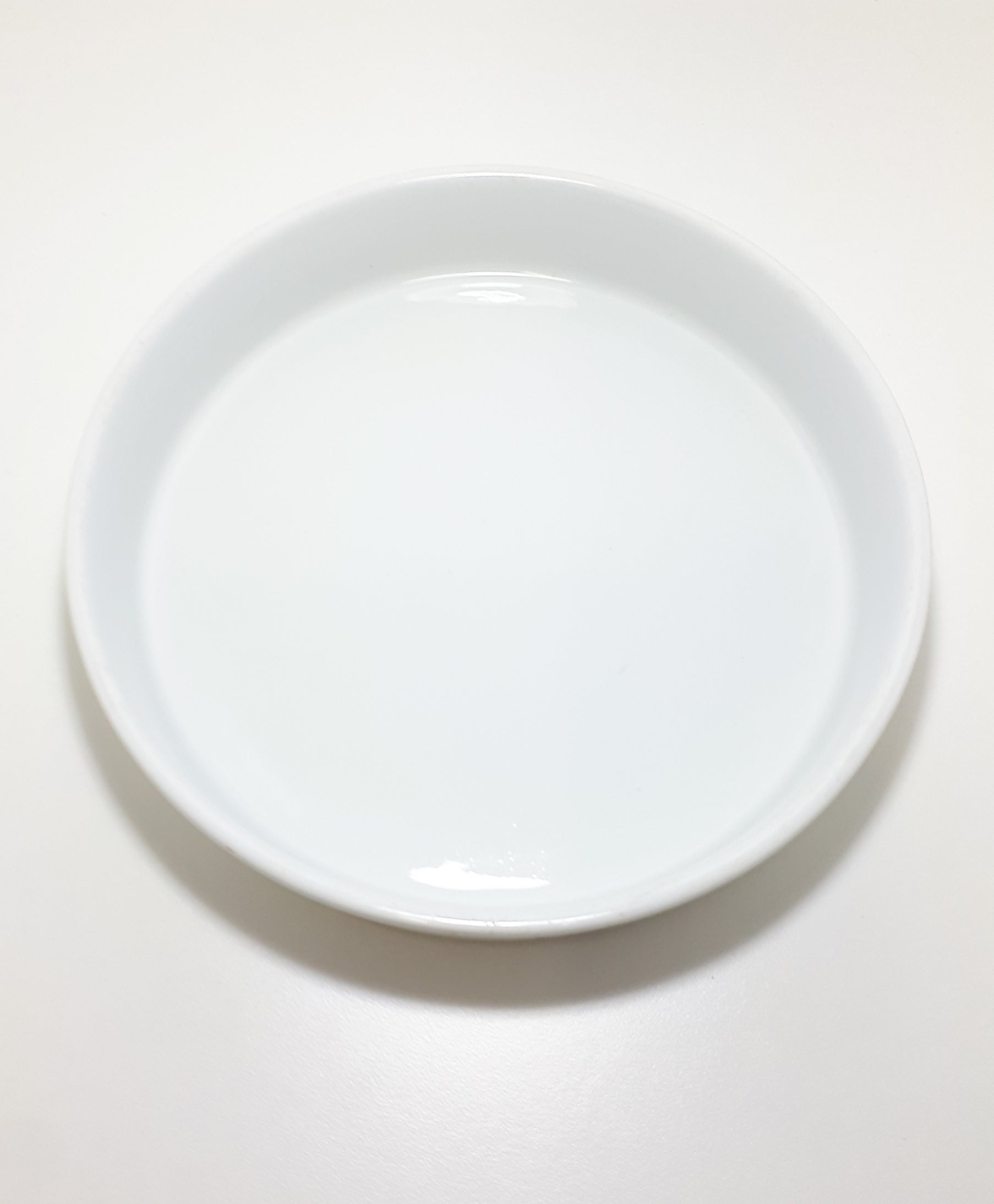 Contemporary White Ceramic Kitchen Confidential Baking Dish / Pie Dish