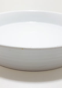 Contemporary White Ceramic Kitchen Confidential Baking Dish / Pie Dish