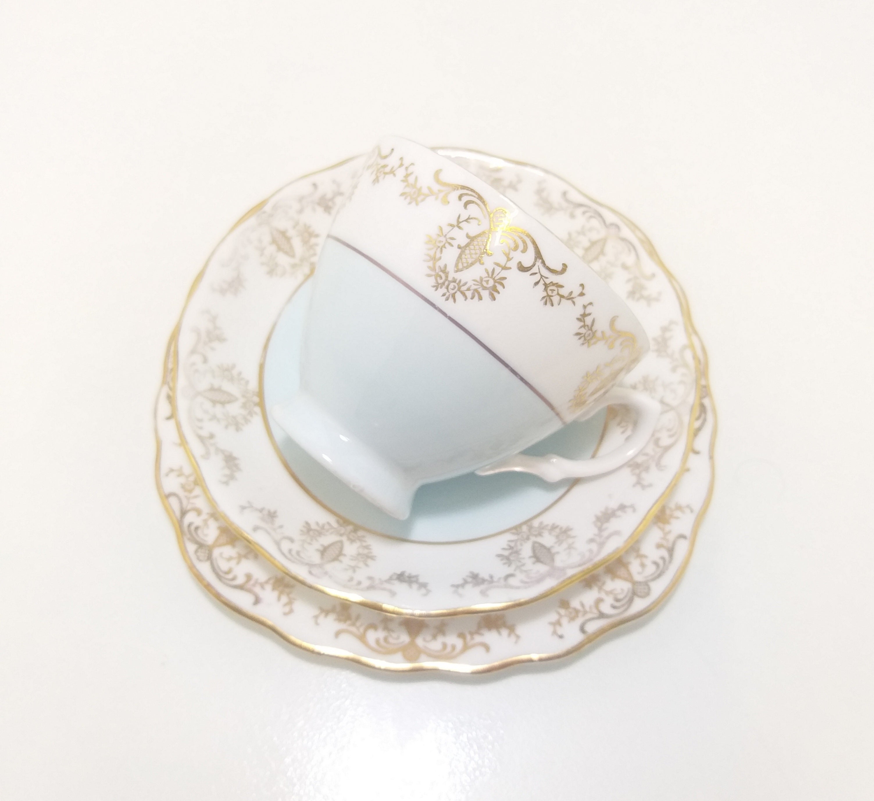 Vintage (1960’s) Pastel Blue, White & Gold Royal Vale Tea Trio – Pattern No. 7355