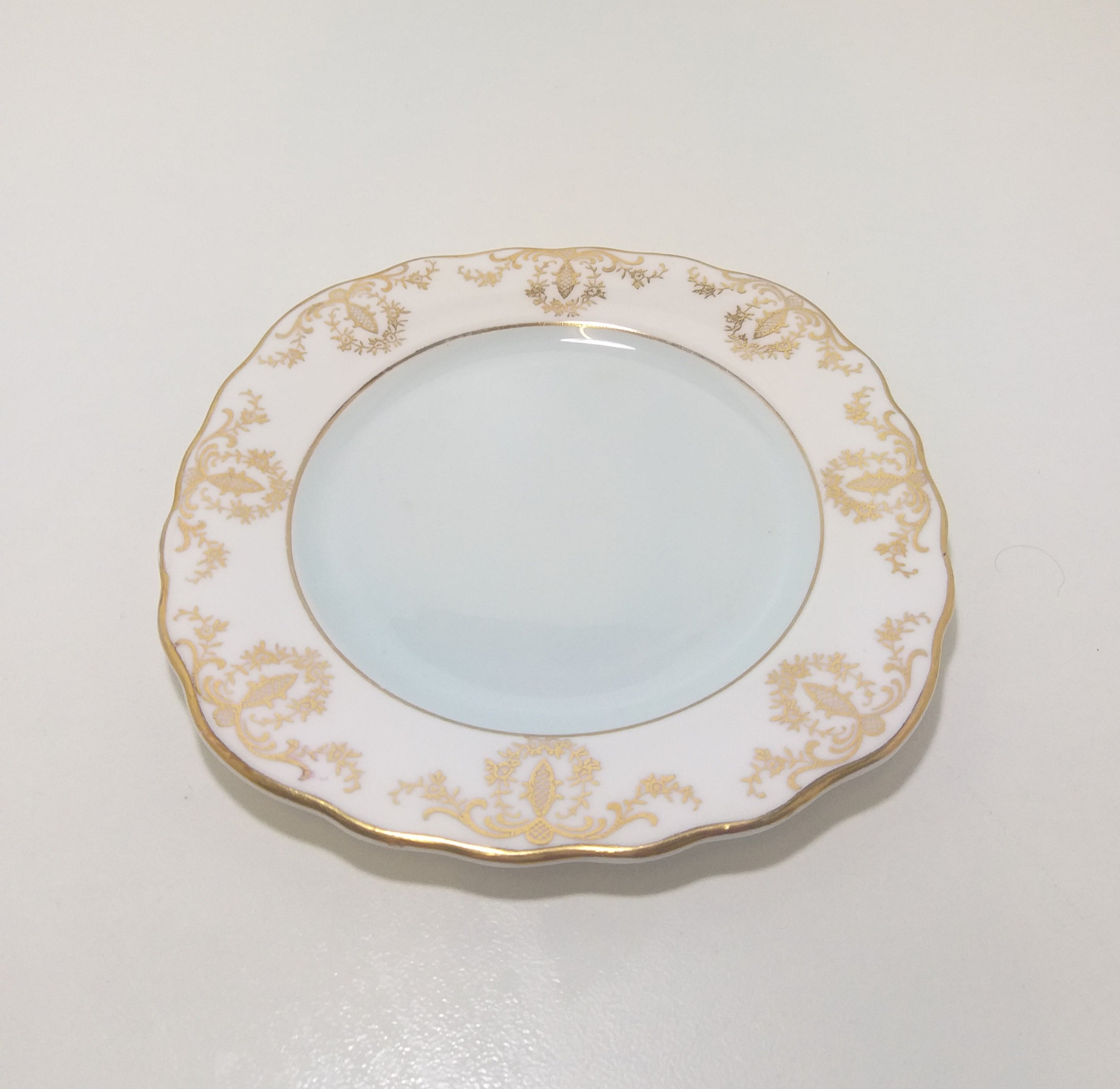 Vintage (1960’s) Pastel Blue, White & Gold Royal Vale Tea Plate– Pattern No. 7355