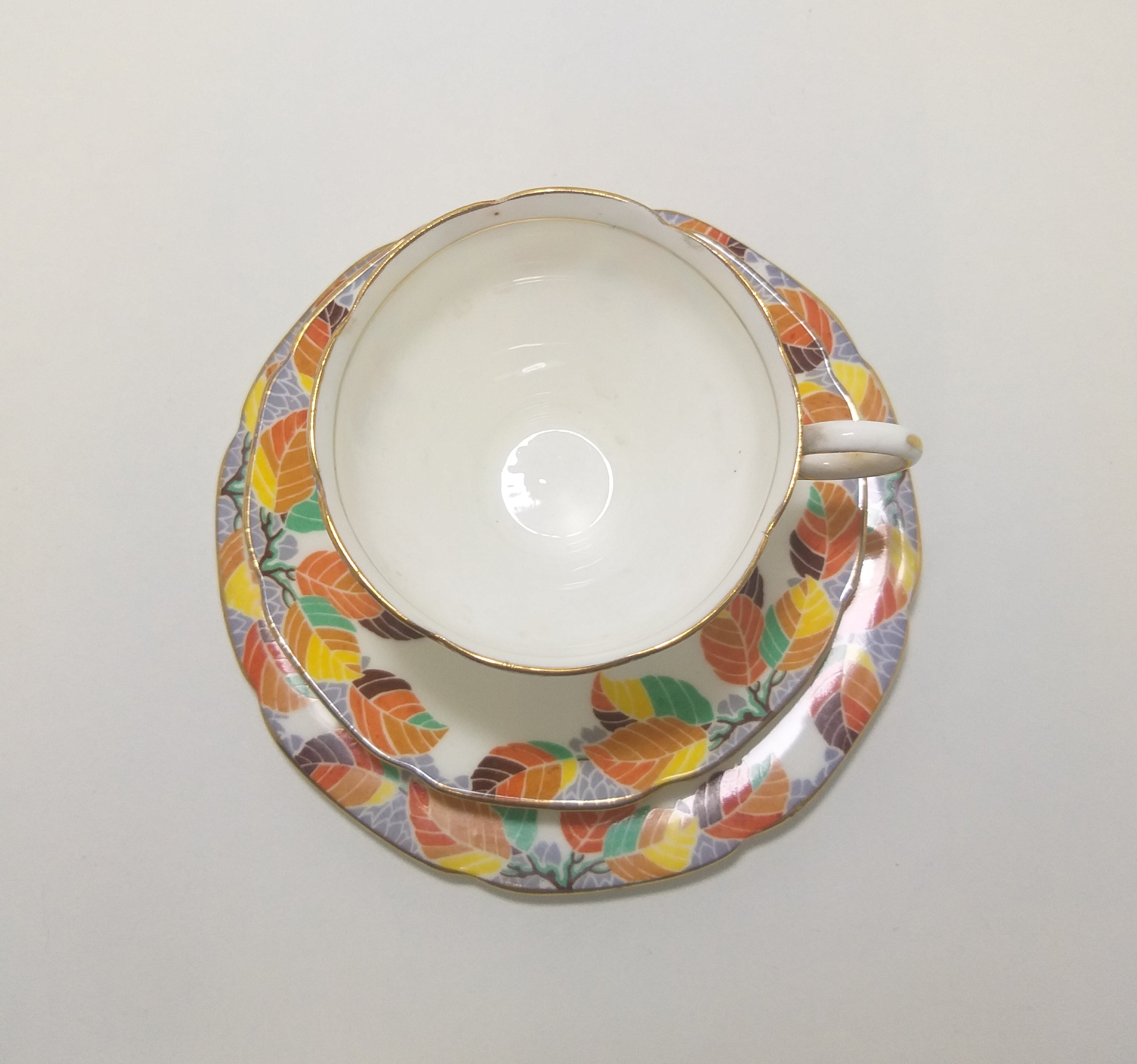 Exquisite Vintage Paragon China Tea Trio – Pattern No. X3167 (Untraceable)