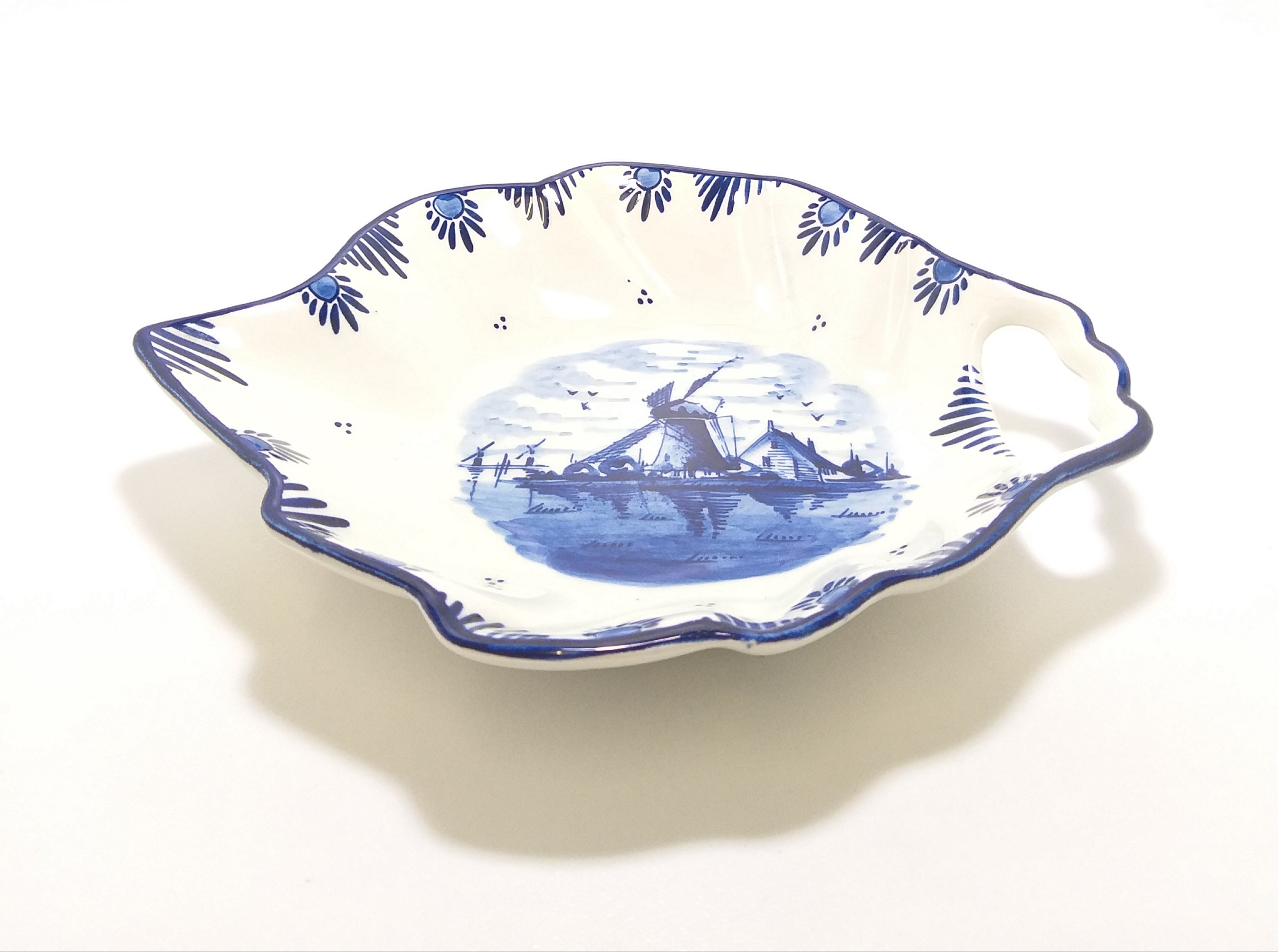 Blue & White Hand Painted Delft Bowl With Handle