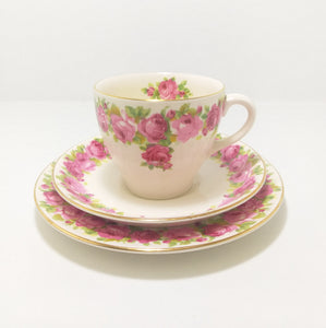 Vintage 1940’s Royal Doulton Fine Porcelain Tea Trio – Raby Rose Pattern D5533