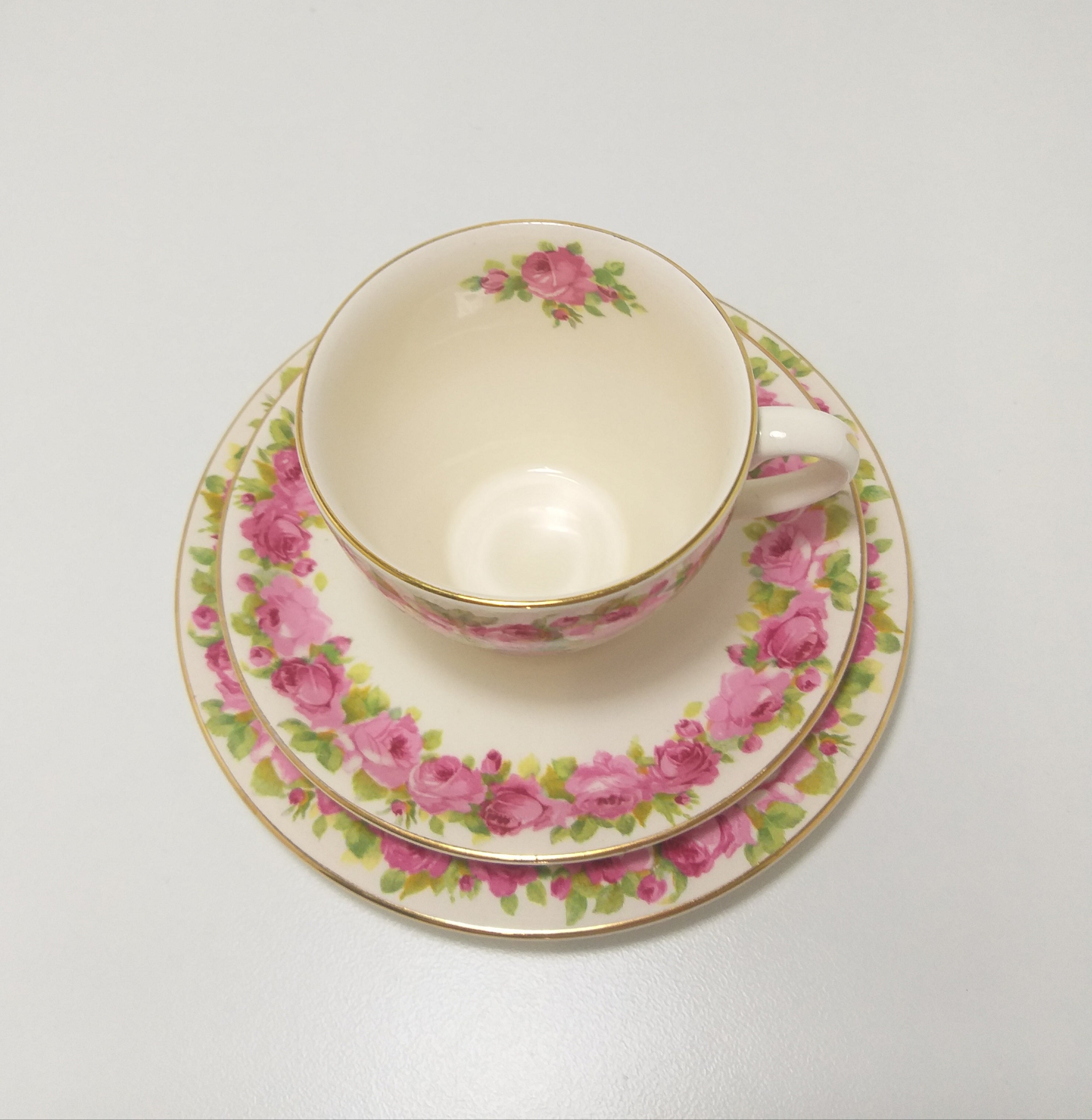 Vintage 1940’s Royal Doulton Fine Porcelain Tea Trio – Raby Rose Pattern D5533