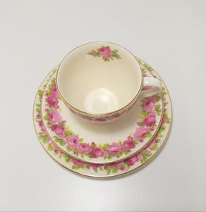 Vintage 1940’s Royal Doulton Fine Porcelain Tea Trio – Raby Rose Pattern D5533