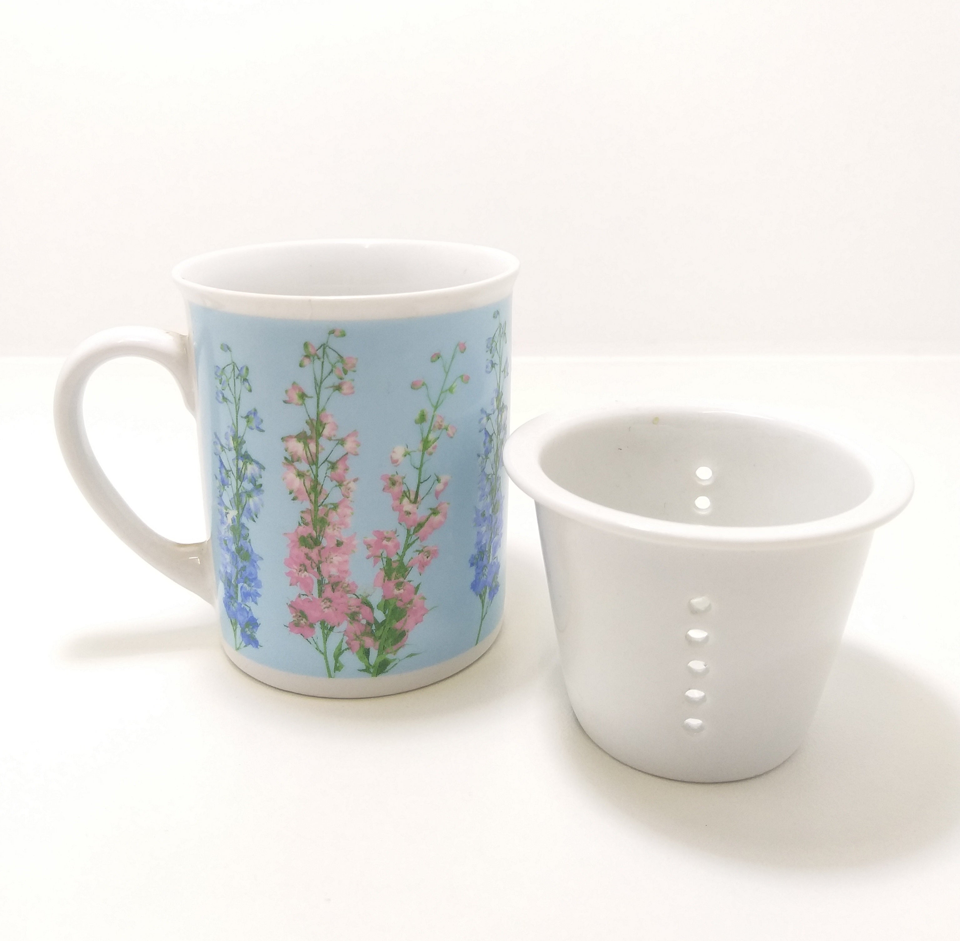 Porcelain Mug Fitted With Removable Porcelain Infuser