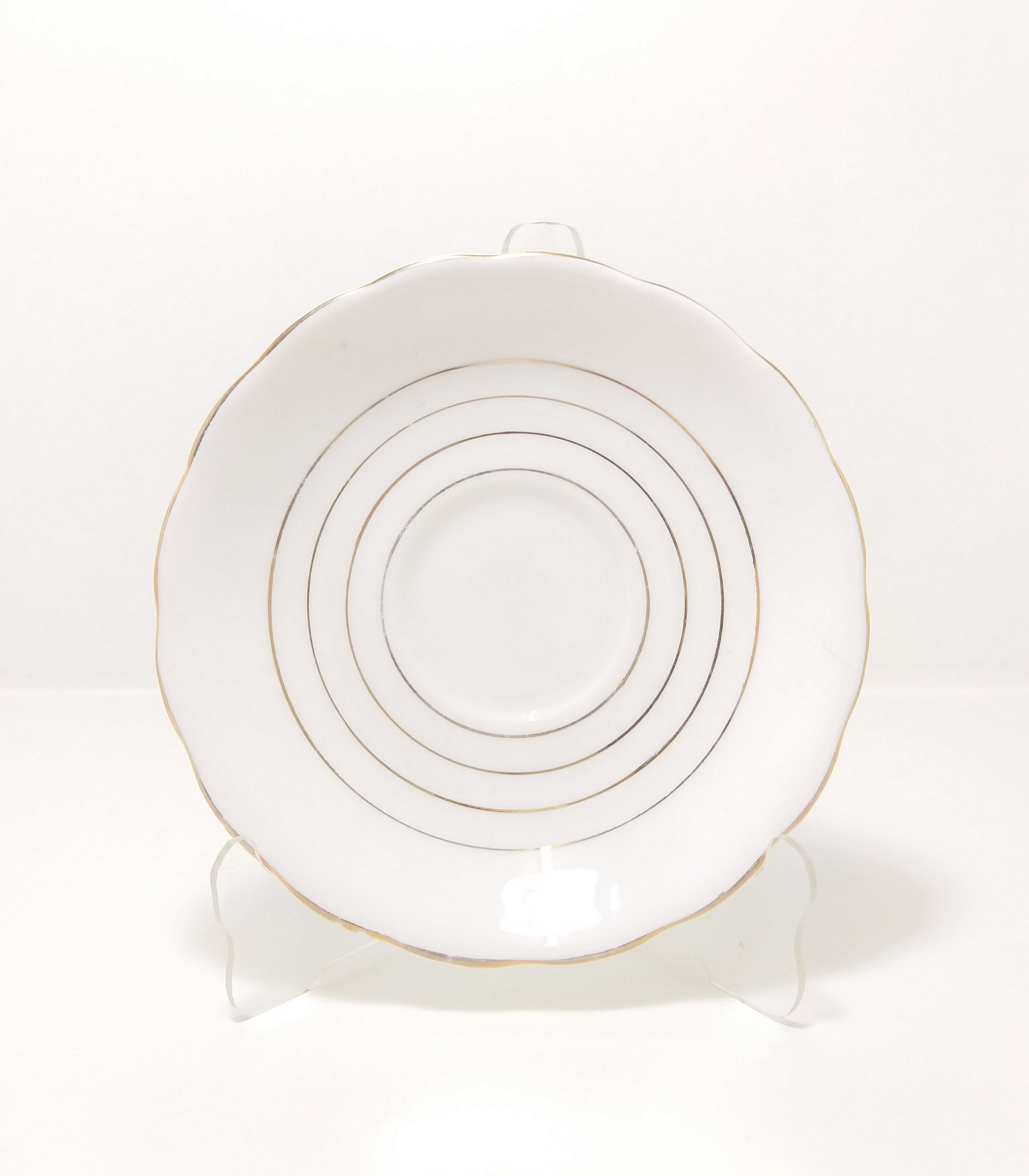 Vintage 1913-1953 Royal Vale White & Gold Bone China Saucer – Pattern 6076