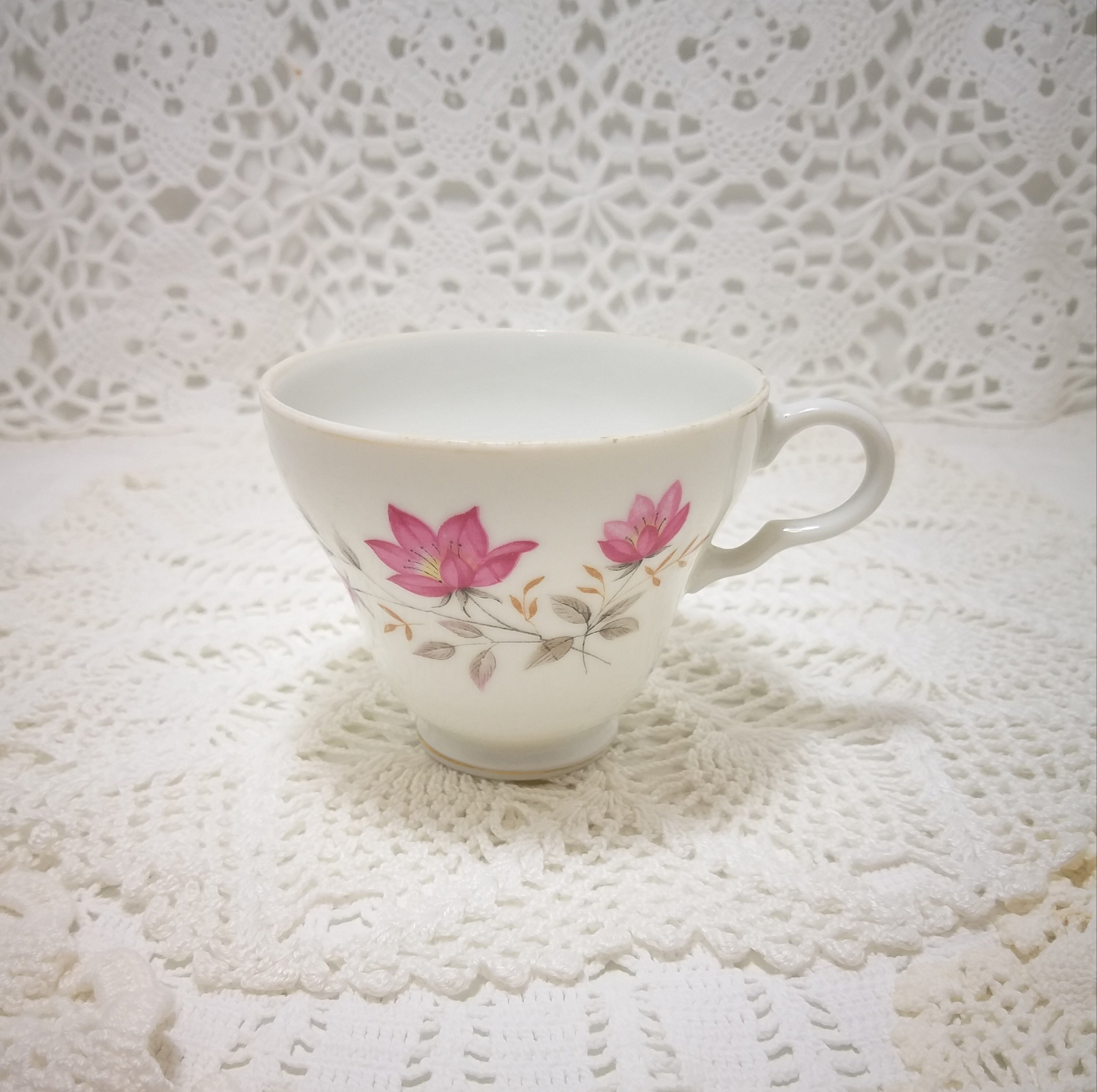 Fine Porcelain Tea Cup