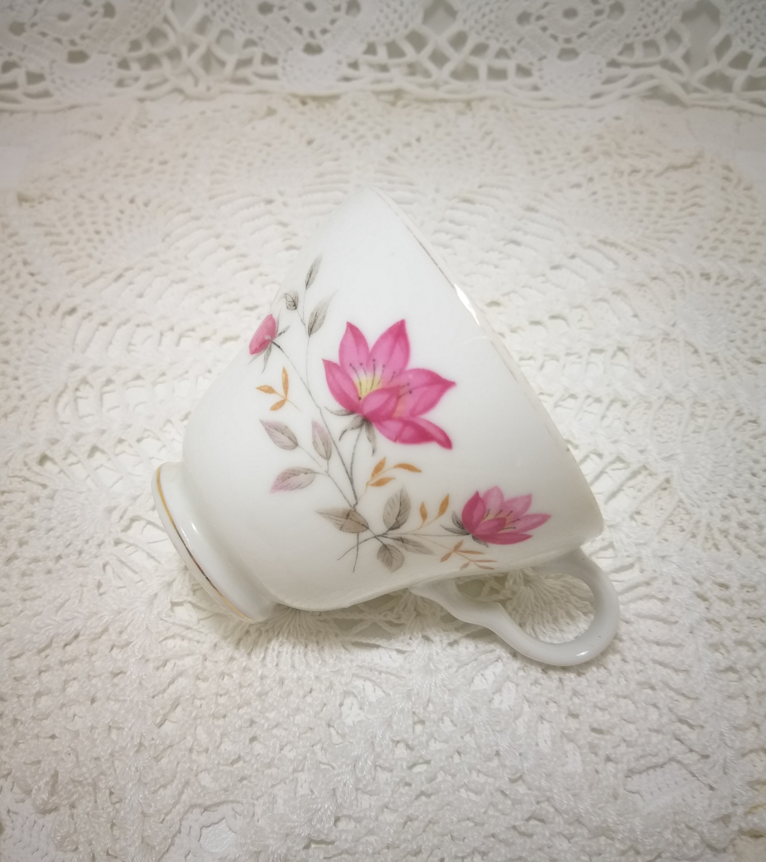 Fine Porcelain Tea Cup