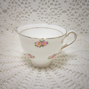 Vintage (1945-1948) Colclough Bone China Tea Cup