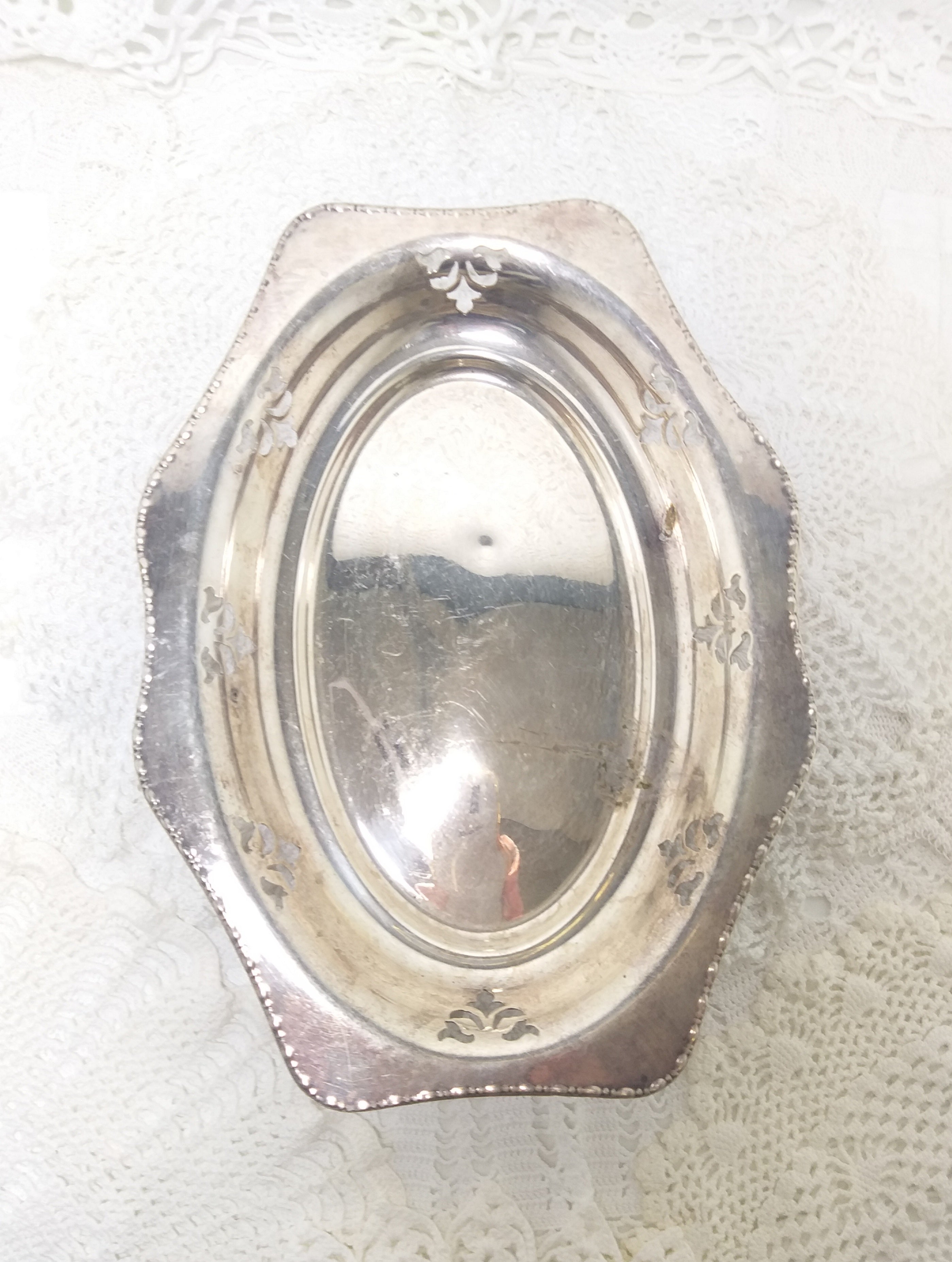 Vintage Emess Silver Plated & Oval Shaped Pierced Dish With Ball Feet