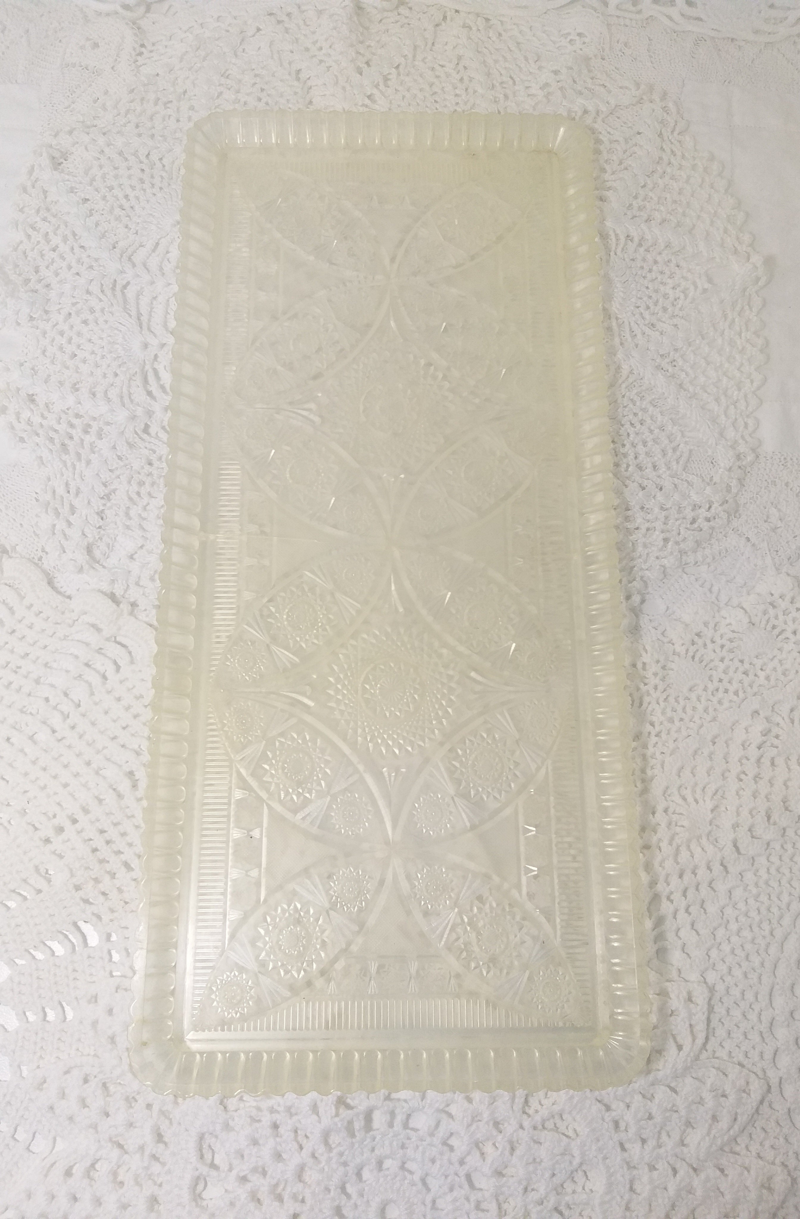 Vintage Transparent & Beautifully Etched Acrylic Snacks/Sandwich Tray