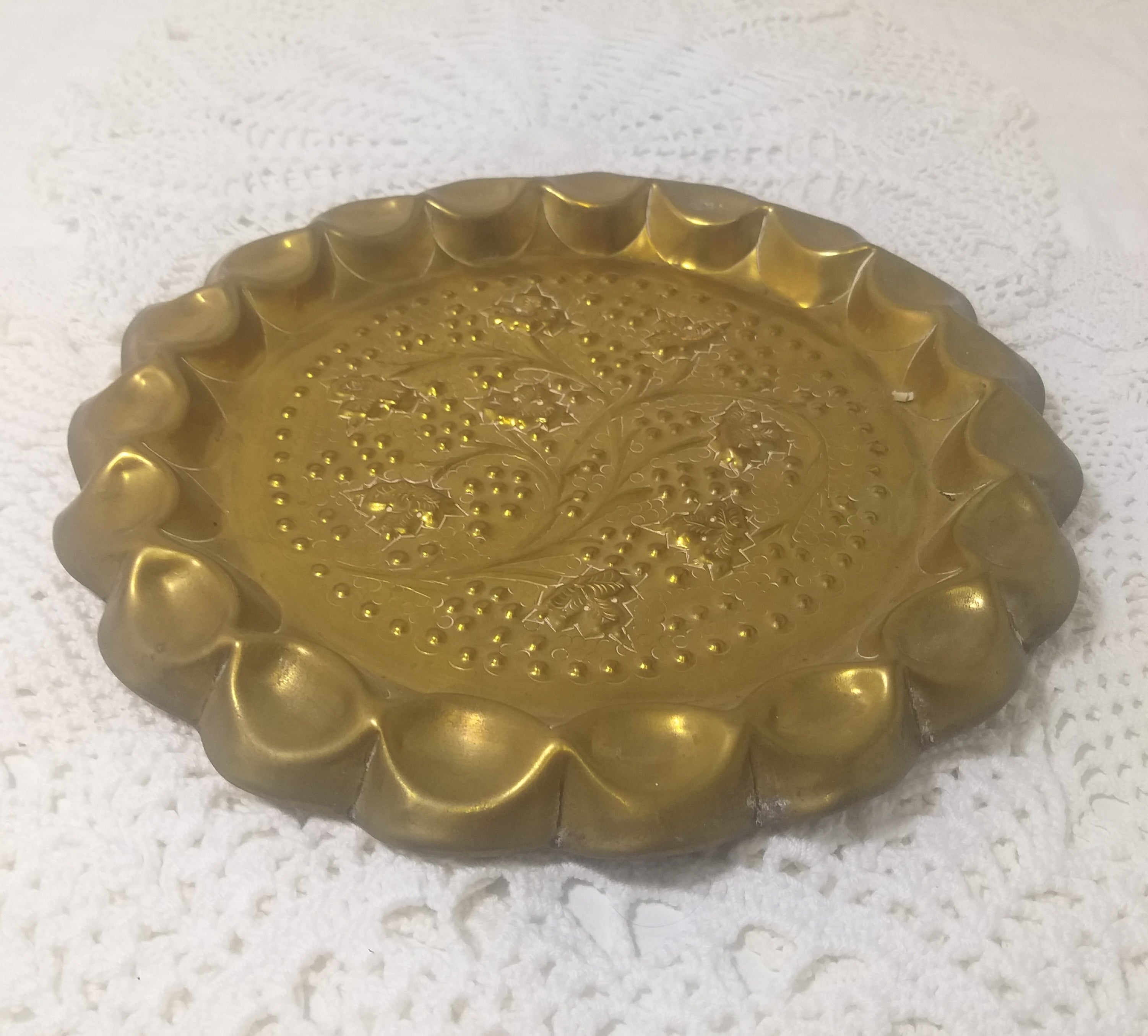 Vintage Brass Decorative Wall Plate With Berries & Vine Leaf Motifs