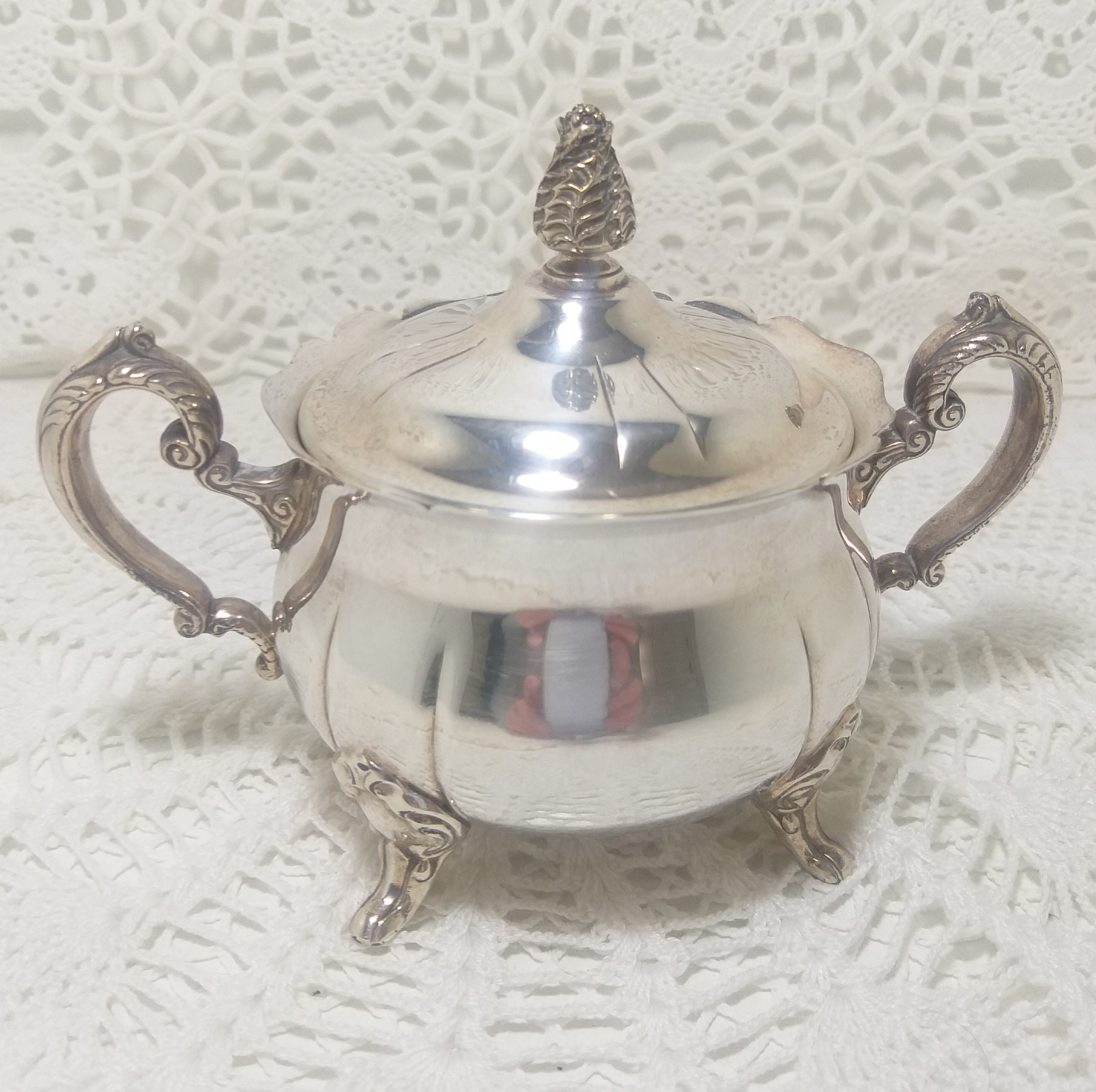 Vintage 1960’s-1970’s Lidded Silver Plated Sugar Bowl With Twin Handles
