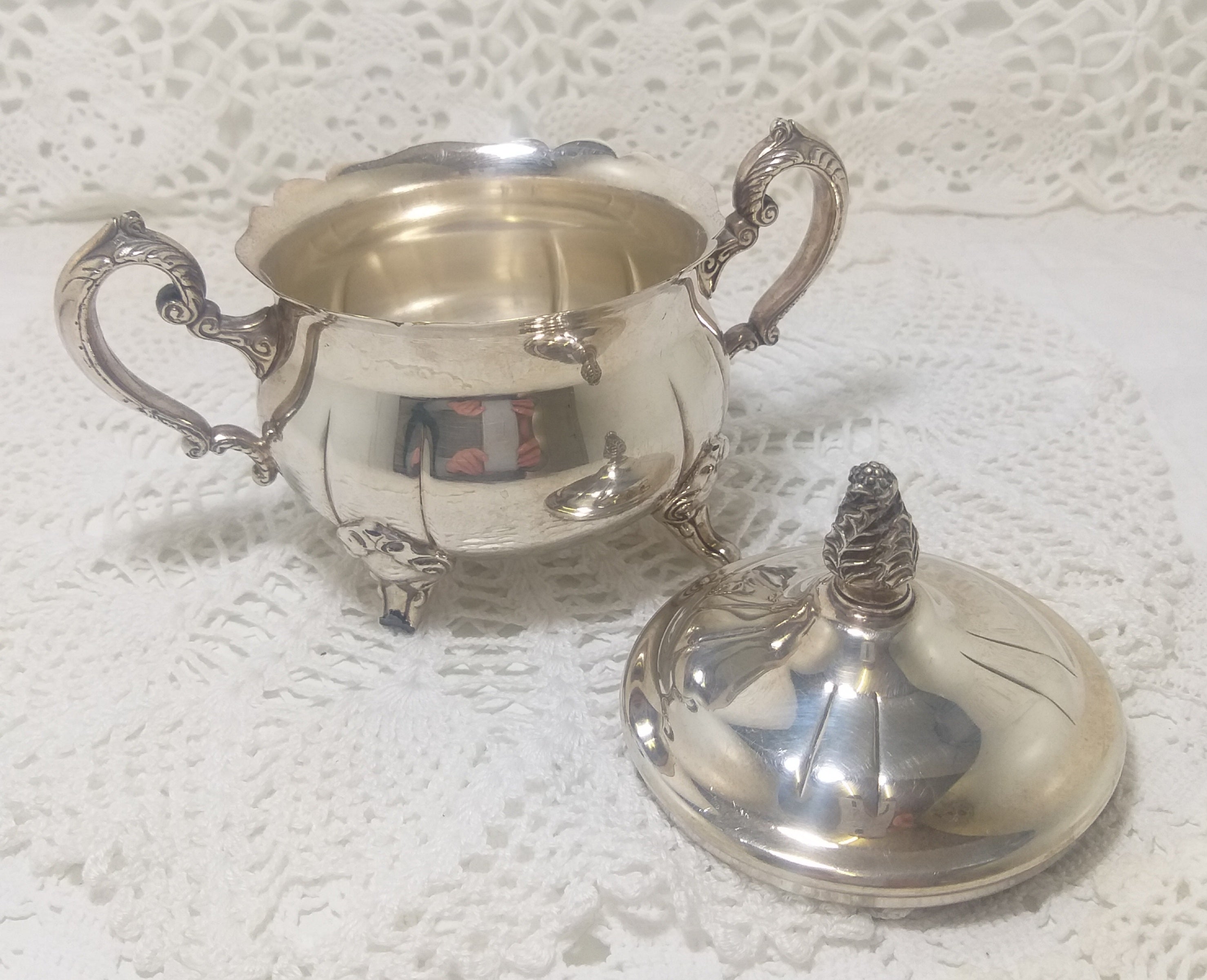 Vintage 1960’s-1970’s Lidded Silver Plated Sugar Bowl With Twin Handles