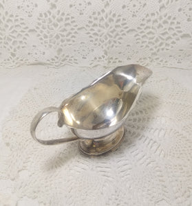 Vintage Silver Plated Gravy / Sauce Boat