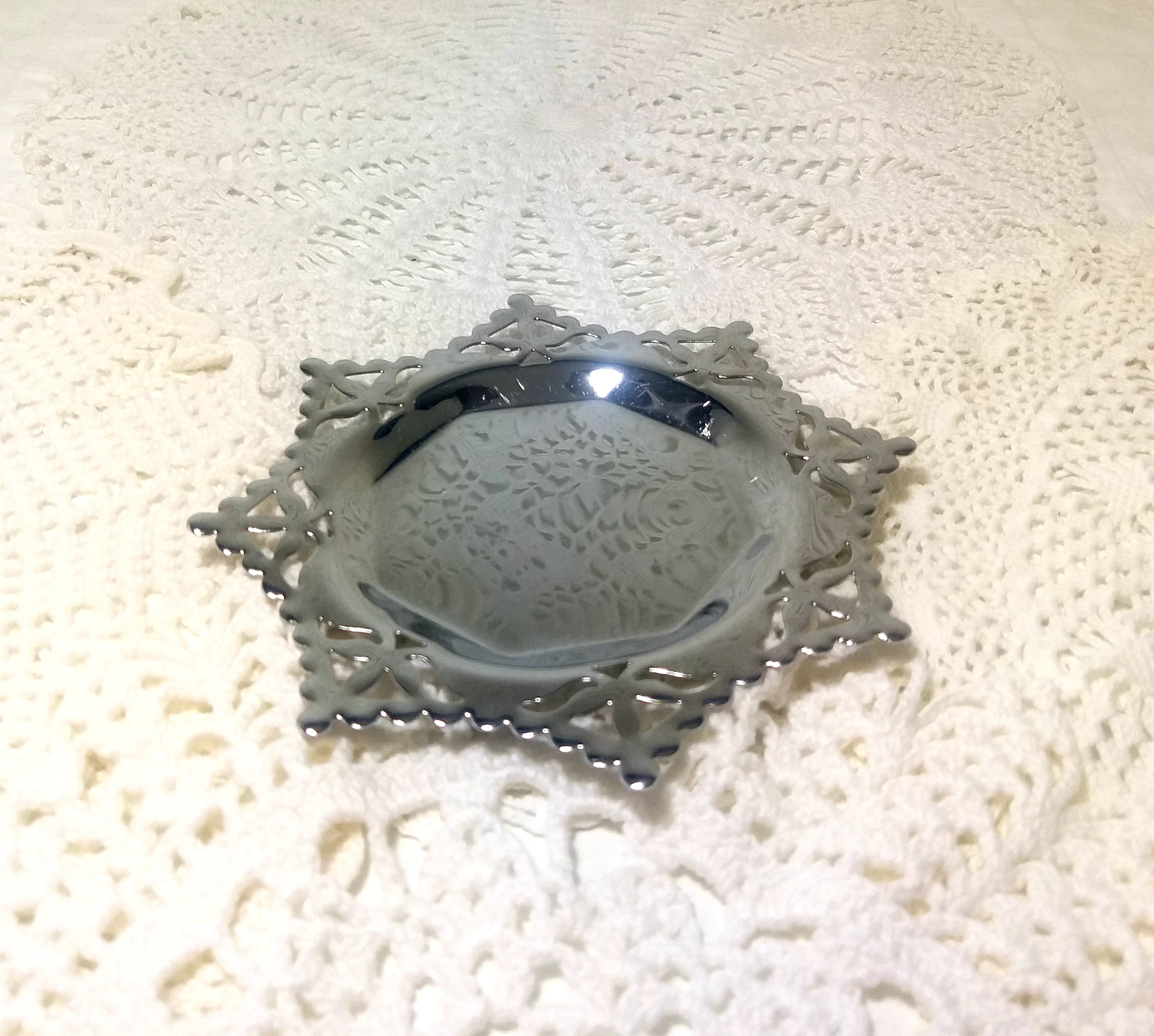 Vintage Silver Plated Sweets Dish – Snow Flake Design / Star Shape