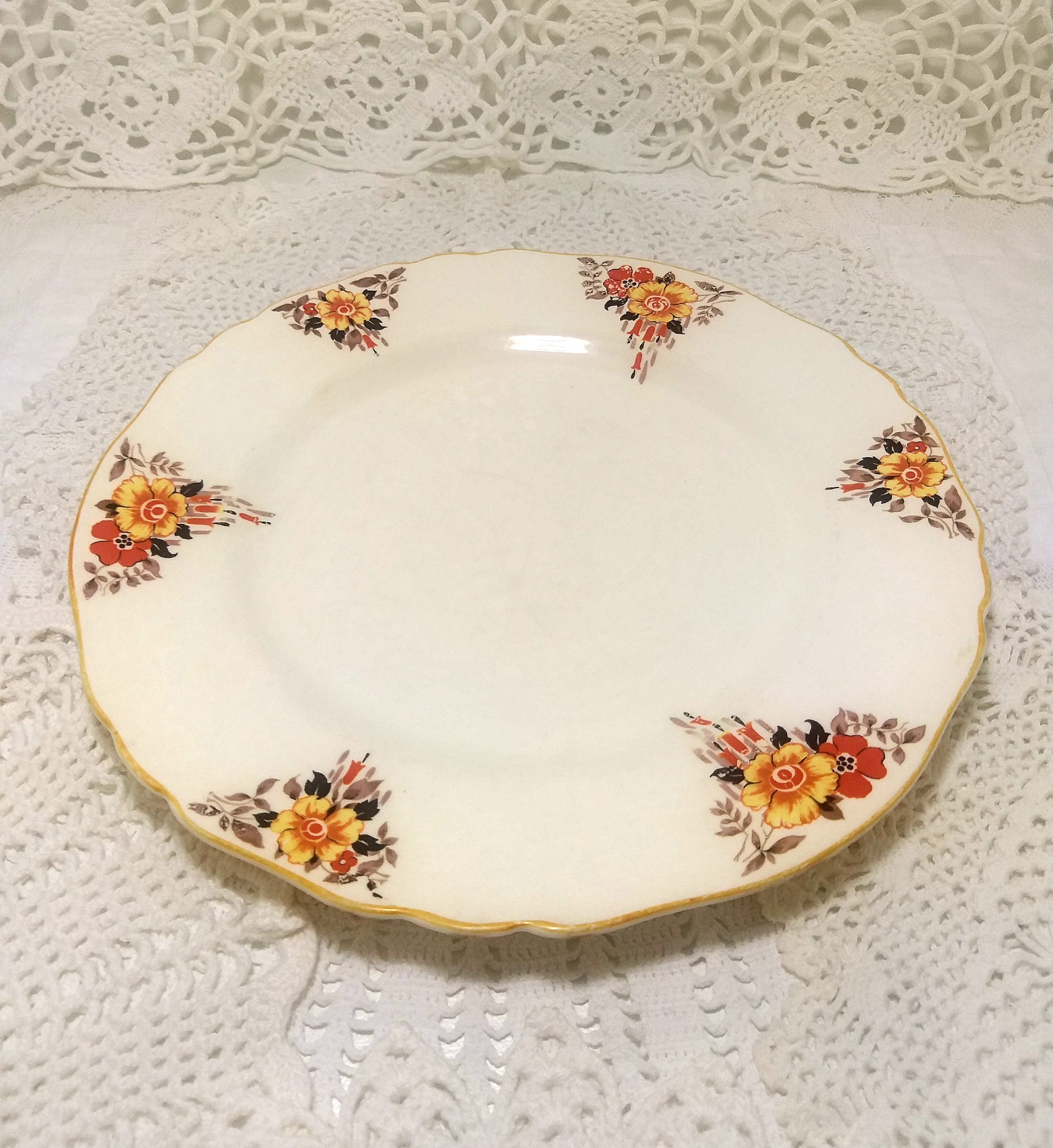 Alfred Meakin Salad Plate – Fawnleas Pattern
