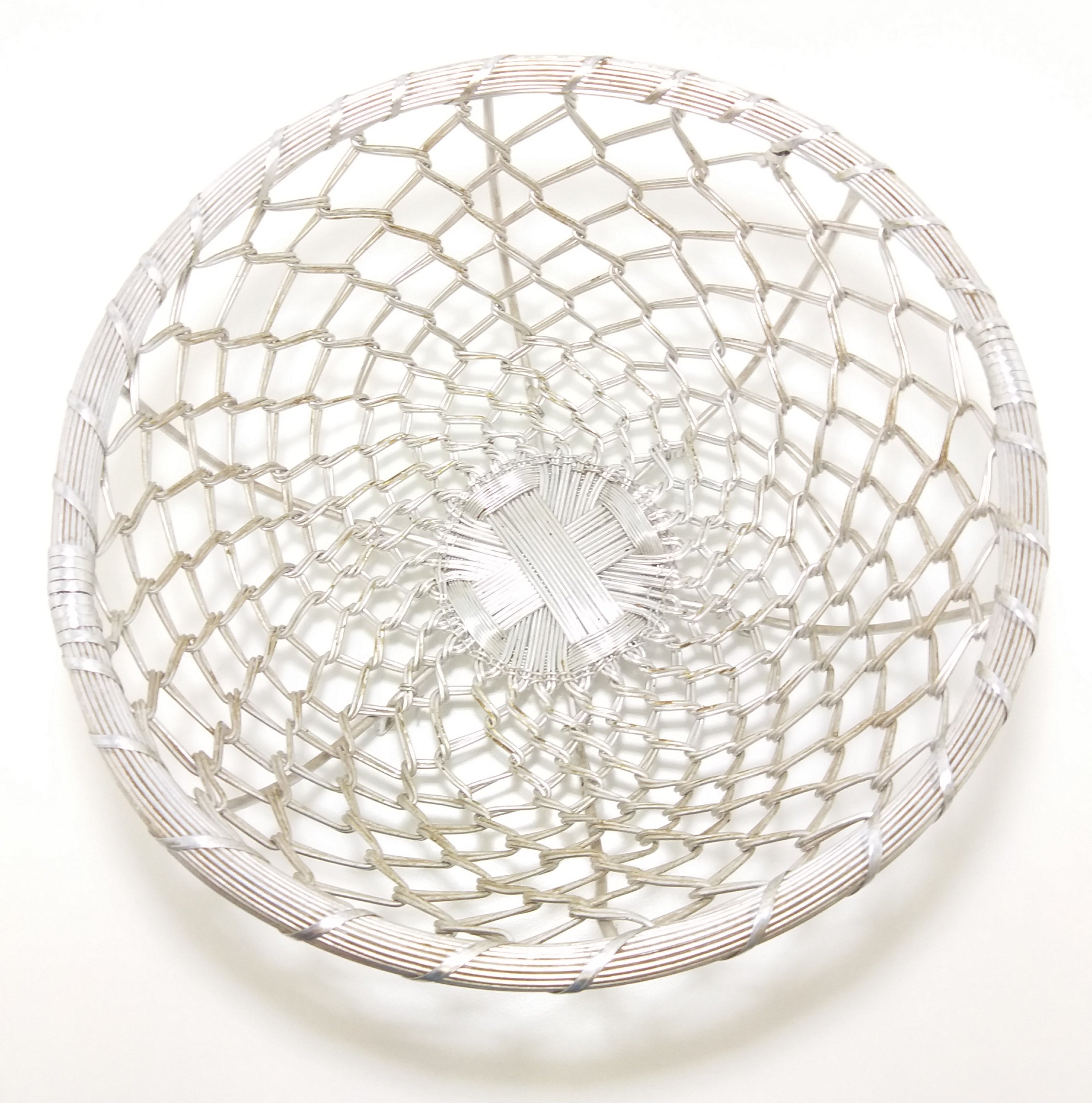 Large Handmade Metal Wire Fruit Display Basket With Feet