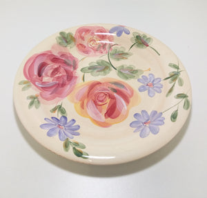 Contemporary Hand Decorated Floral Patterned Ceramic Gibson Elite China Large Dinner Plate