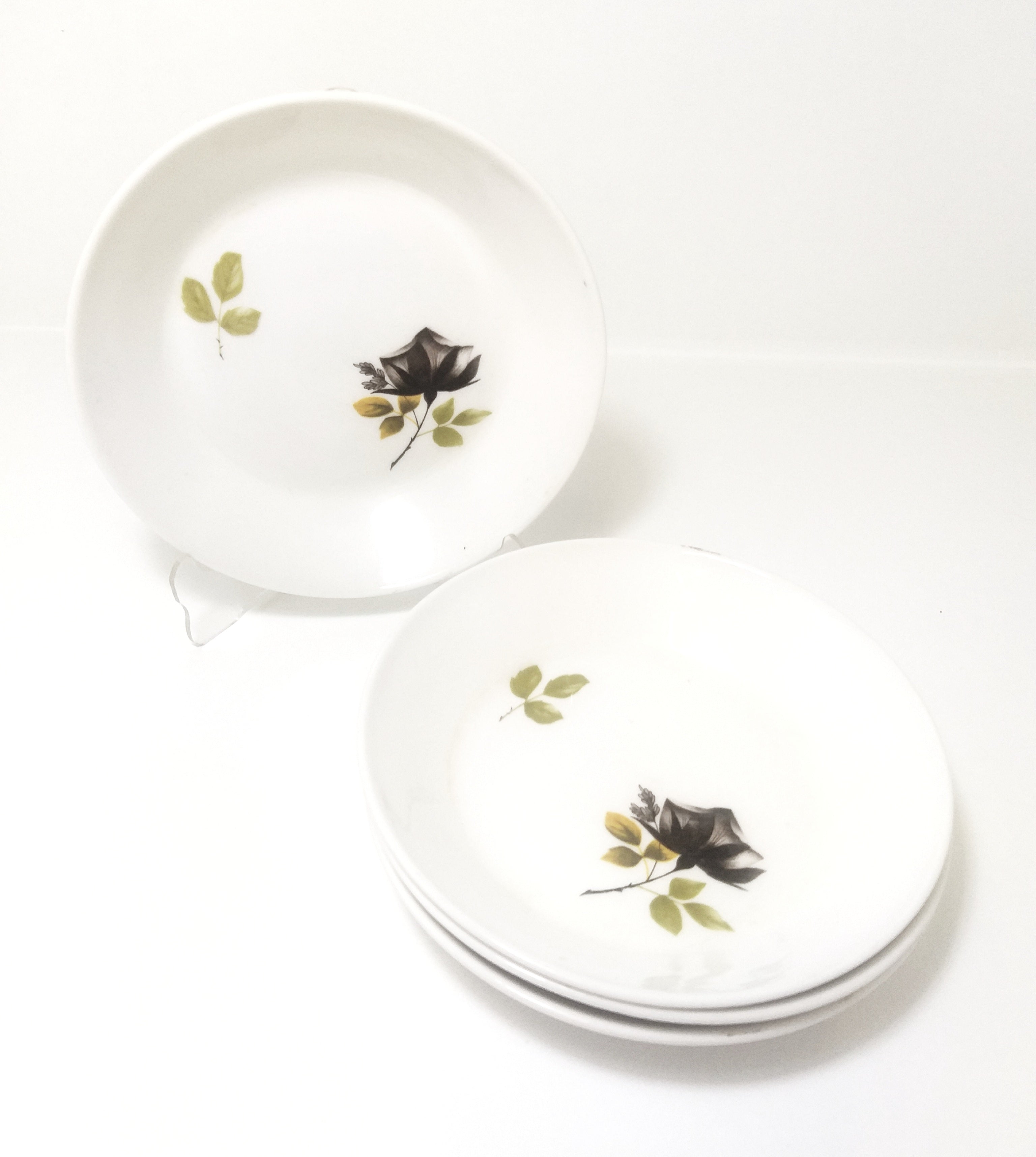 Vintage Set Of 4 Identical Constantia Autumn Patterned Dessert Bowls