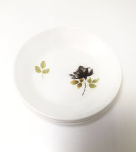 Vintage Set Of 4 Identical Constantia Autumn Patterned Dessert Bowls