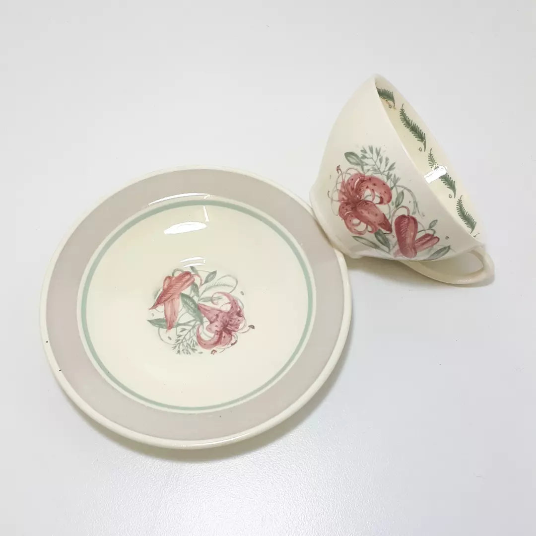 Susie Cooper Tea Duo (Cup & Saucer) –Tiger Lily Pattern