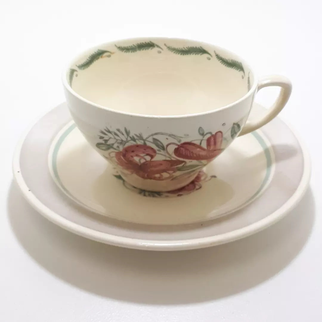 Susie Cooper Tea Duo (Cup & Saucer) –Tiger Lily Pattern